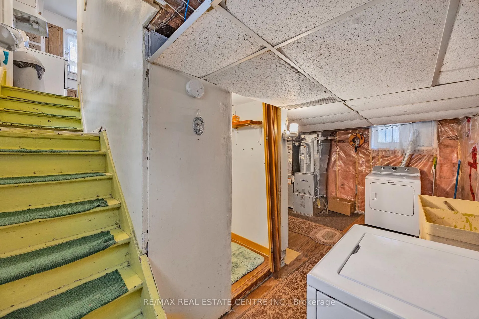 Photo 36 of 15 Cliff Street, Toronto, Rockcliffe-Smythe — HOMEH