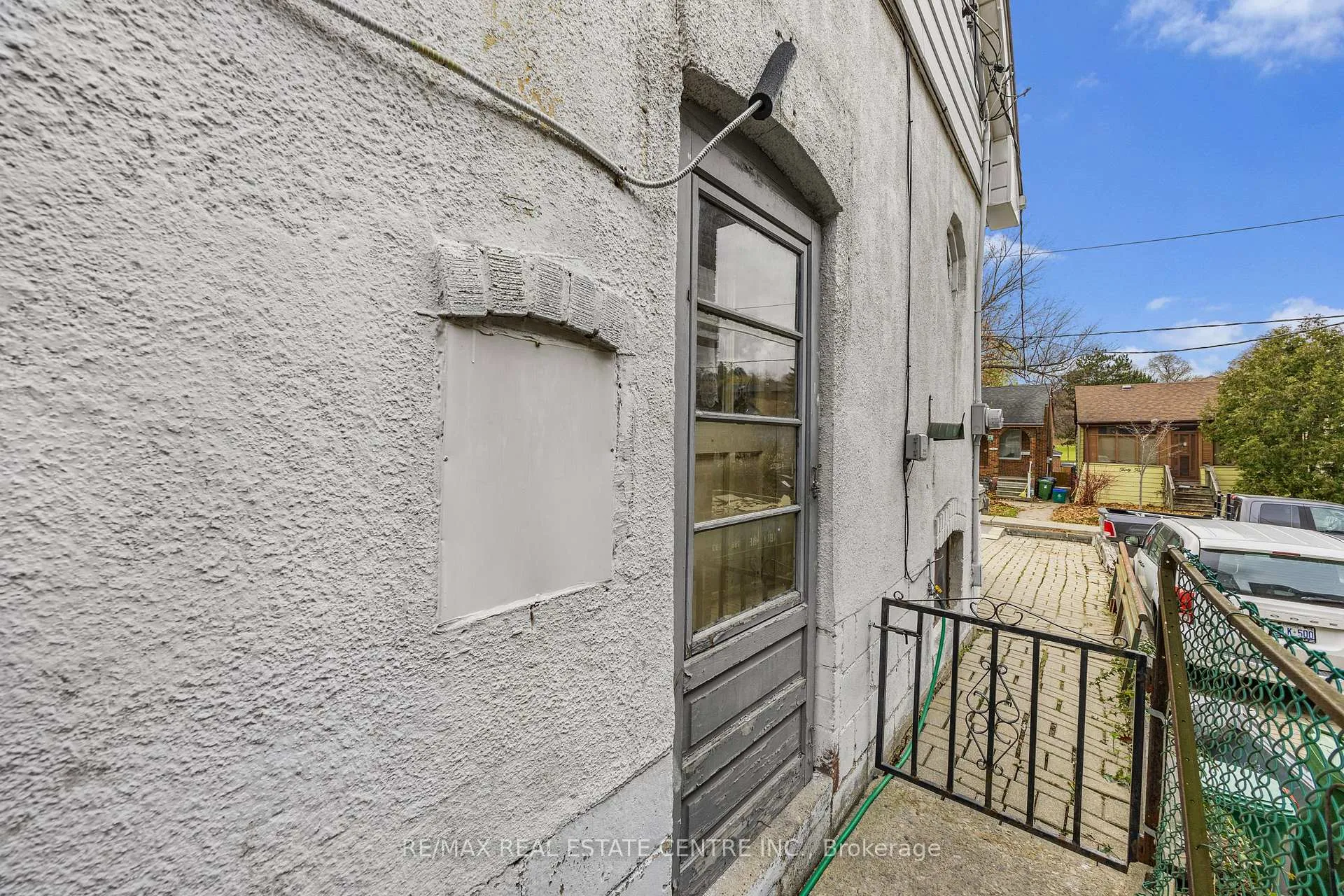Photo 38 of 15 Cliff Street, Toronto, Rockcliffe-Smythe — HOMEH