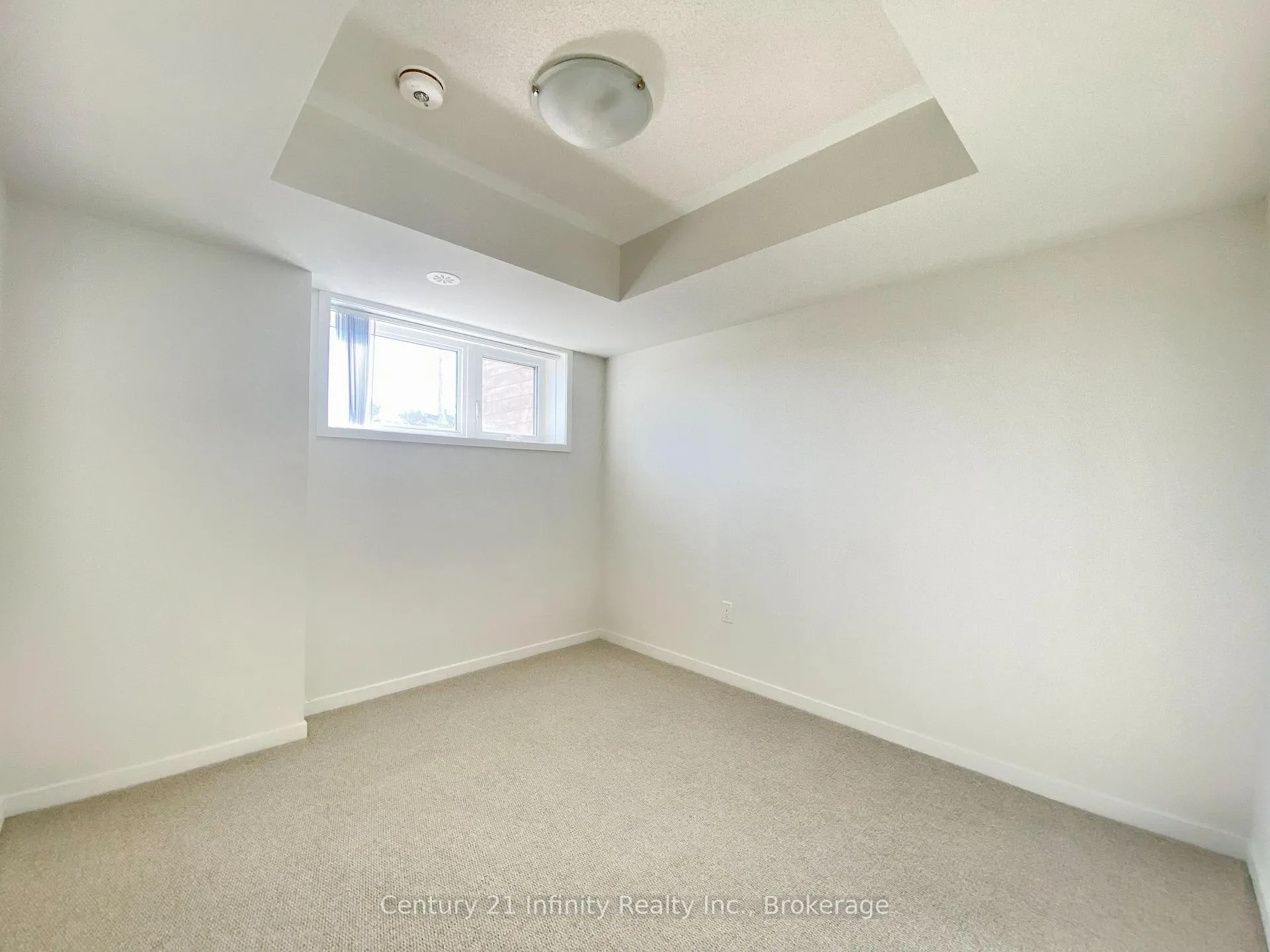Photo 17 of Unit 337, 100 Honeycrisp Crescent, Vaughan, Vaughan Corporate Centre — HOMEH