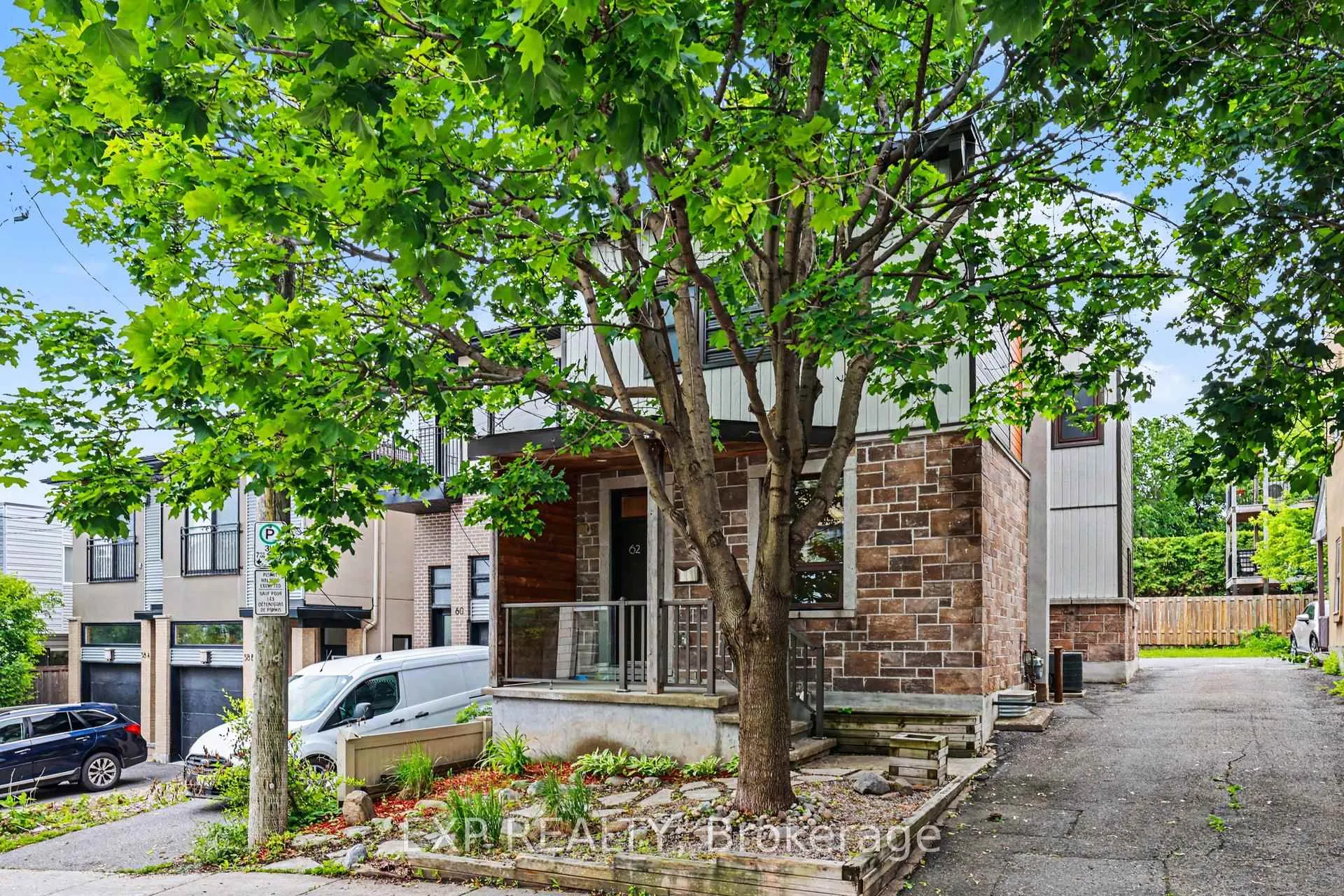 Photo 2 of 62 Young Street, Ottawa, West Centre Town — HOMEH