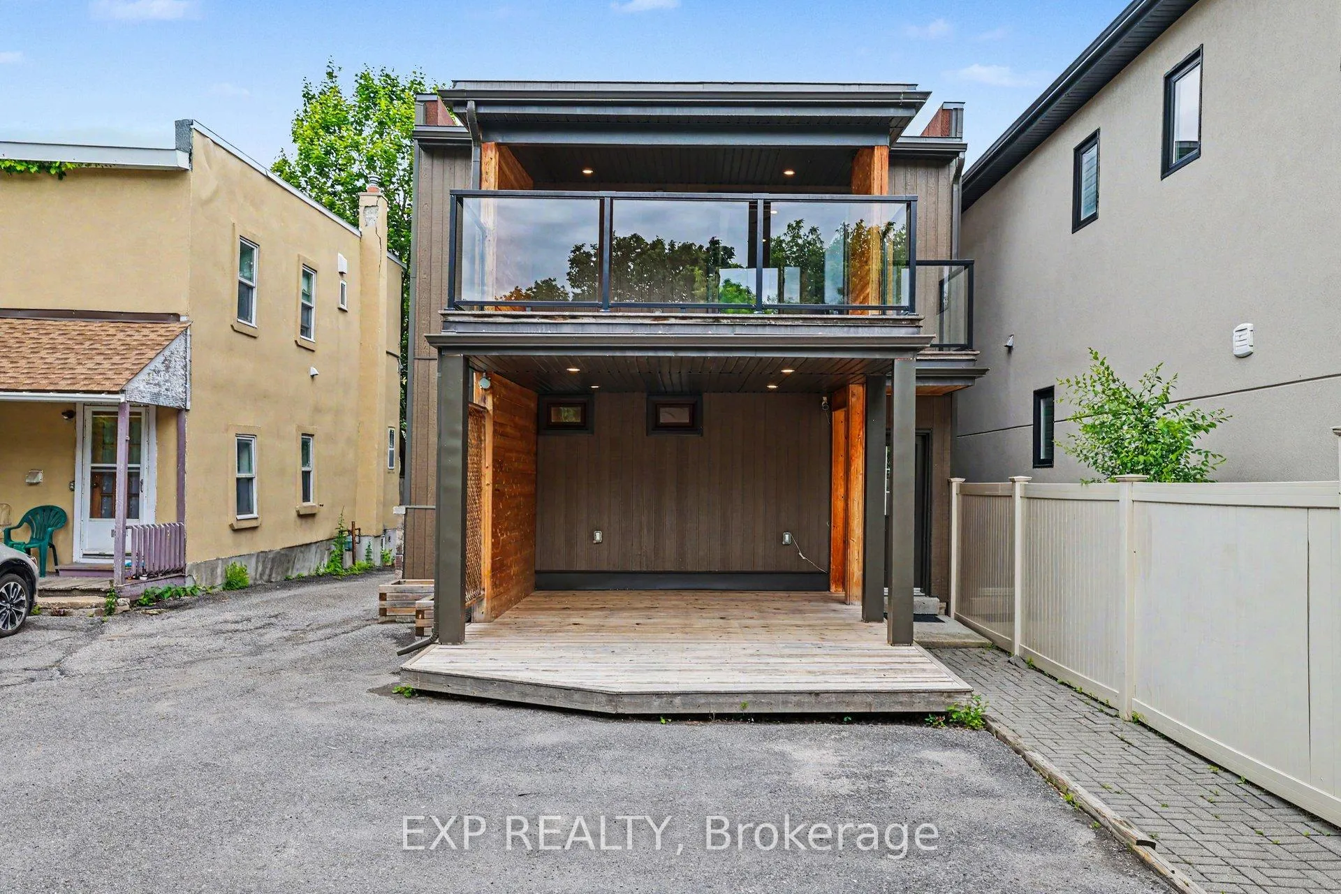 Photo 36 of 62 Young Street, Ottawa, West Centre Town — HOMEH