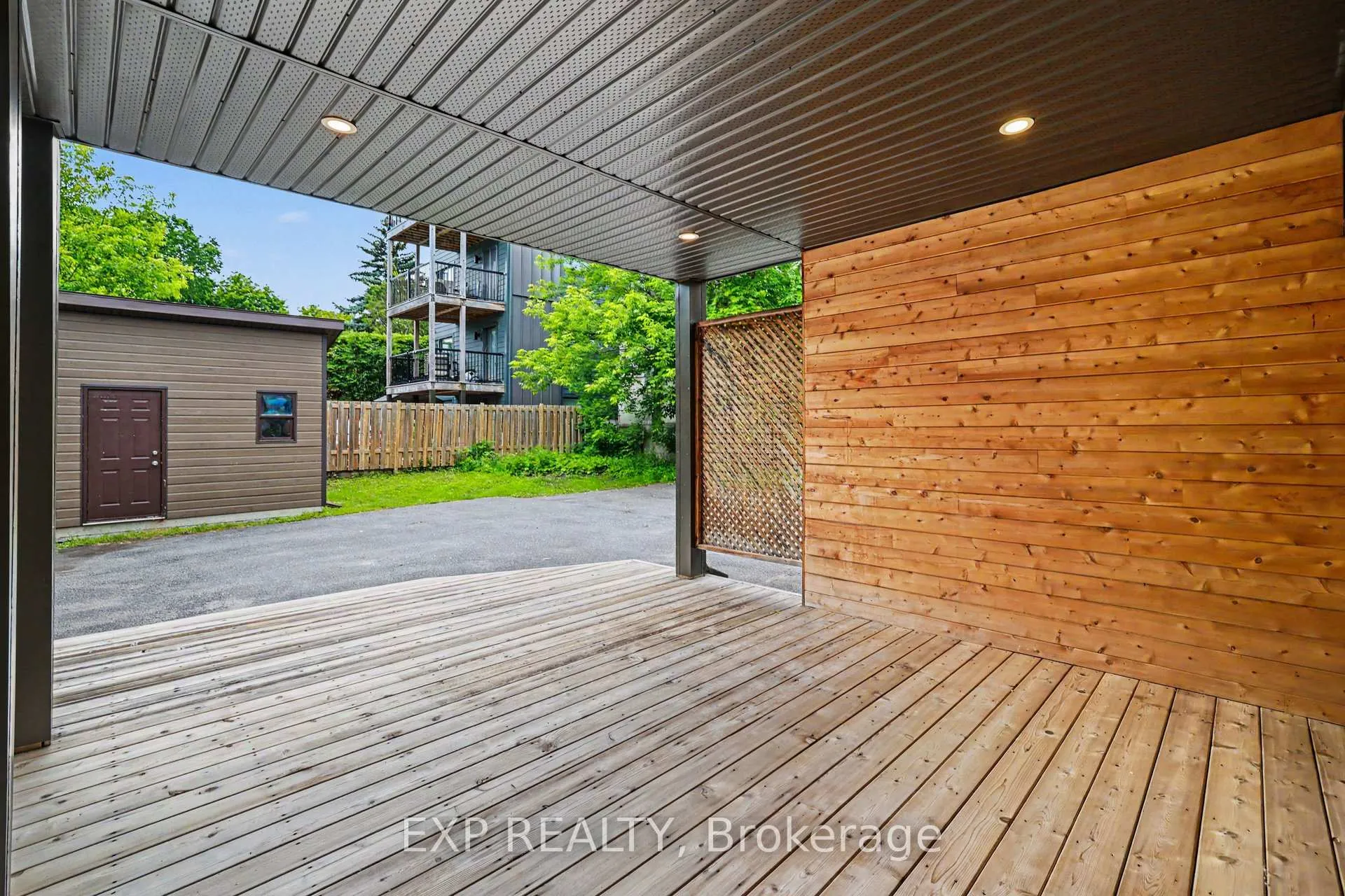 Photo 37 of 62 Young Street, Ottawa, West Centre Town — HOMEH