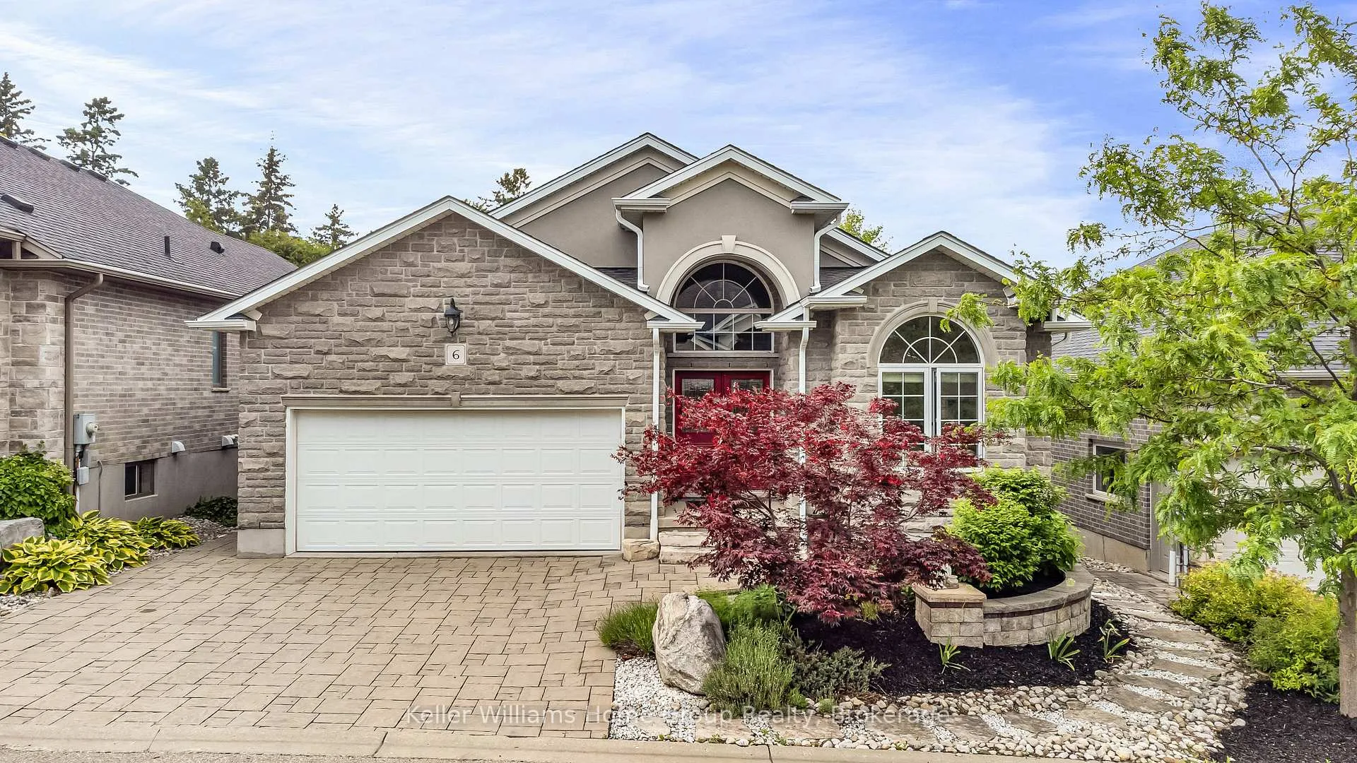 Photo 2 of Unit 6, 15 Valley Road, Guelph, Kortright East — HOMEH