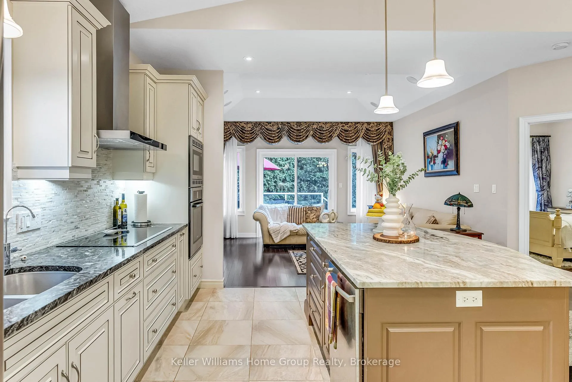 Photo 21 of Unit 6, 15 Valley Road, Guelph, Kortright East — HOMEH