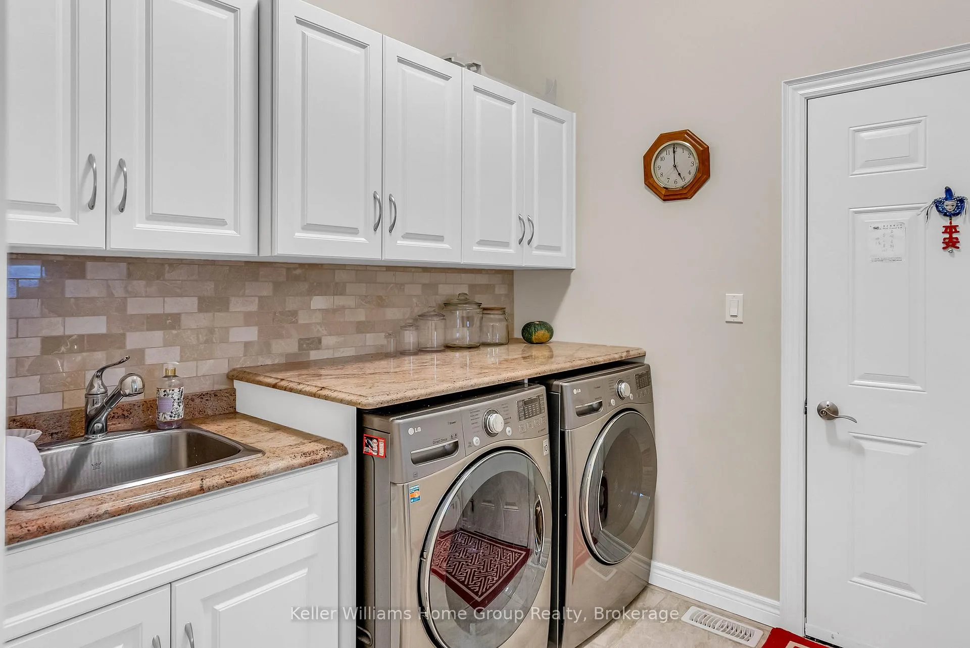Photo 22 of Unit 6, 15 Valley Road, Guelph, Kortright East — HOMEH