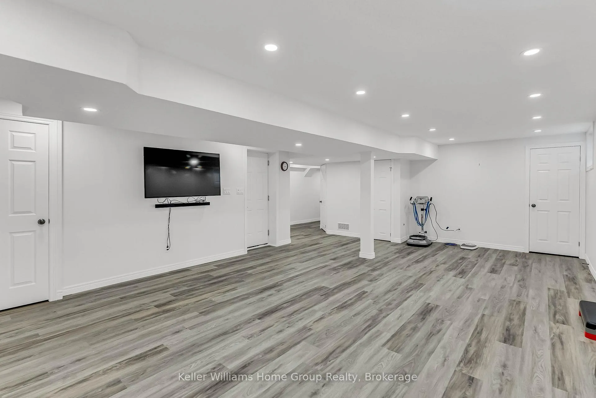 Photo 40 of Unit 6, 15 Valley Road, Guelph, Kortright East — HOMEH