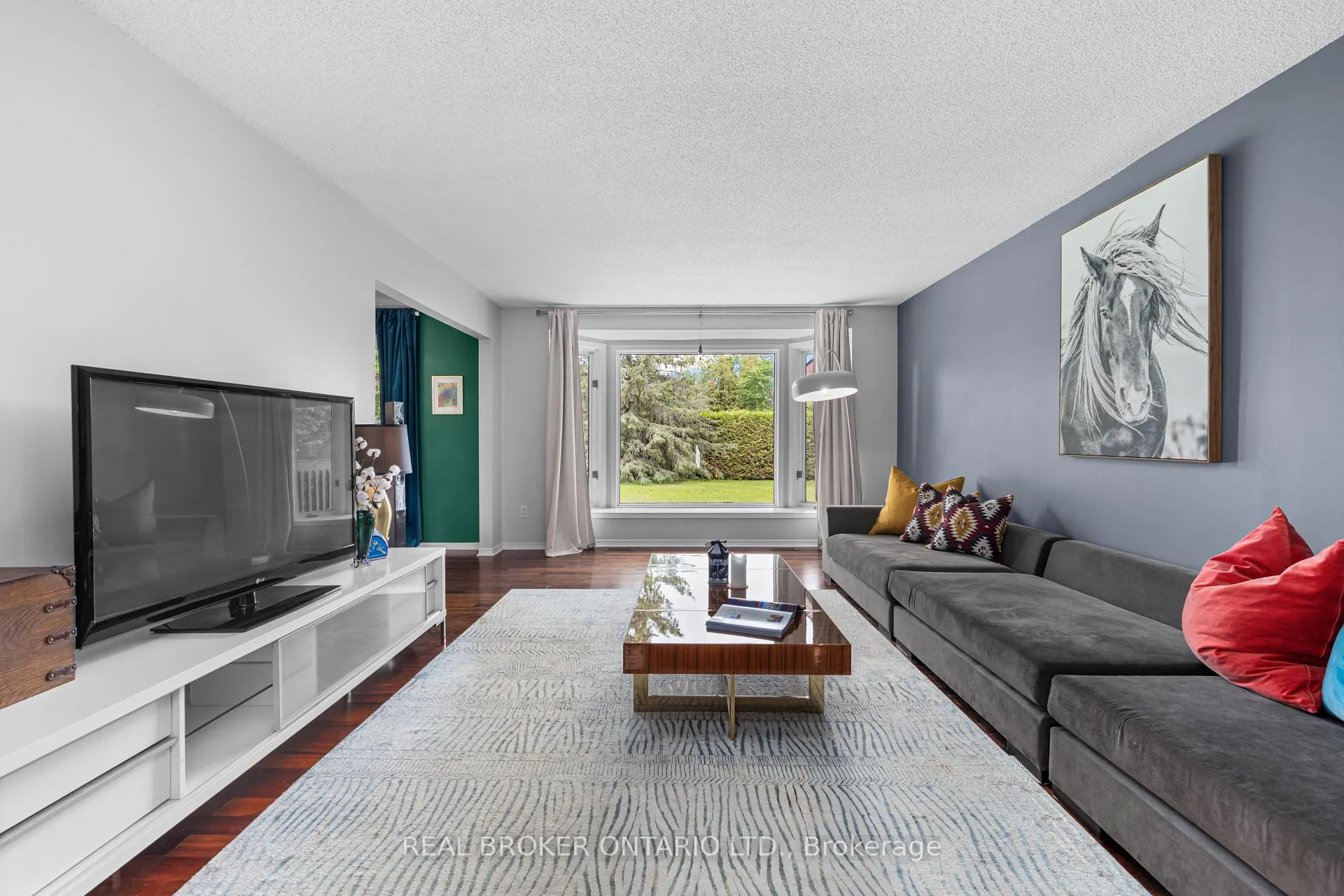 Photo 7 of 7039 Quinnfield Way, Ottawa, Greely — HOMEH