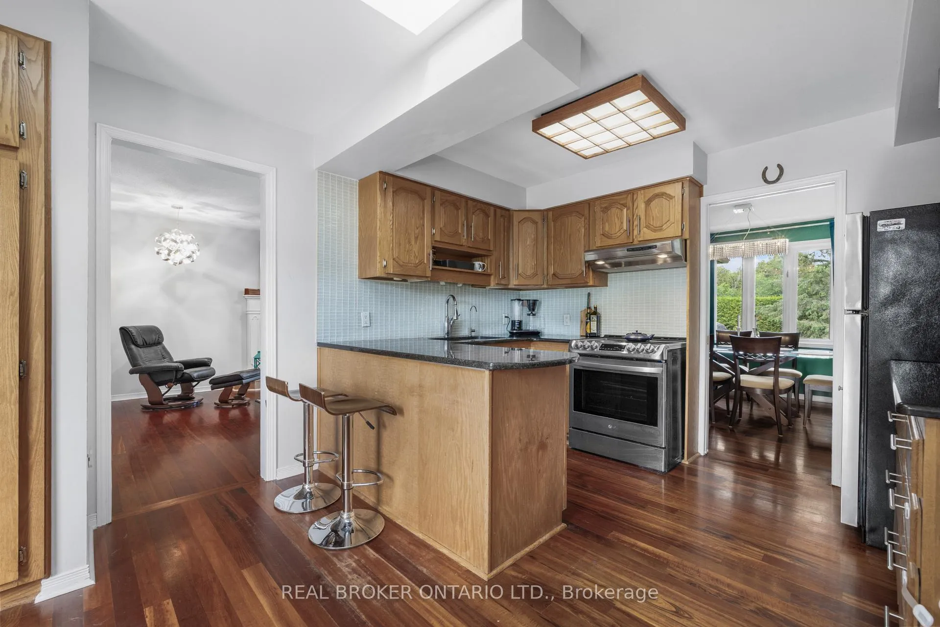 Photo 18 of 7039 Quinnfield Way, Ottawa, Greely — HOMEH