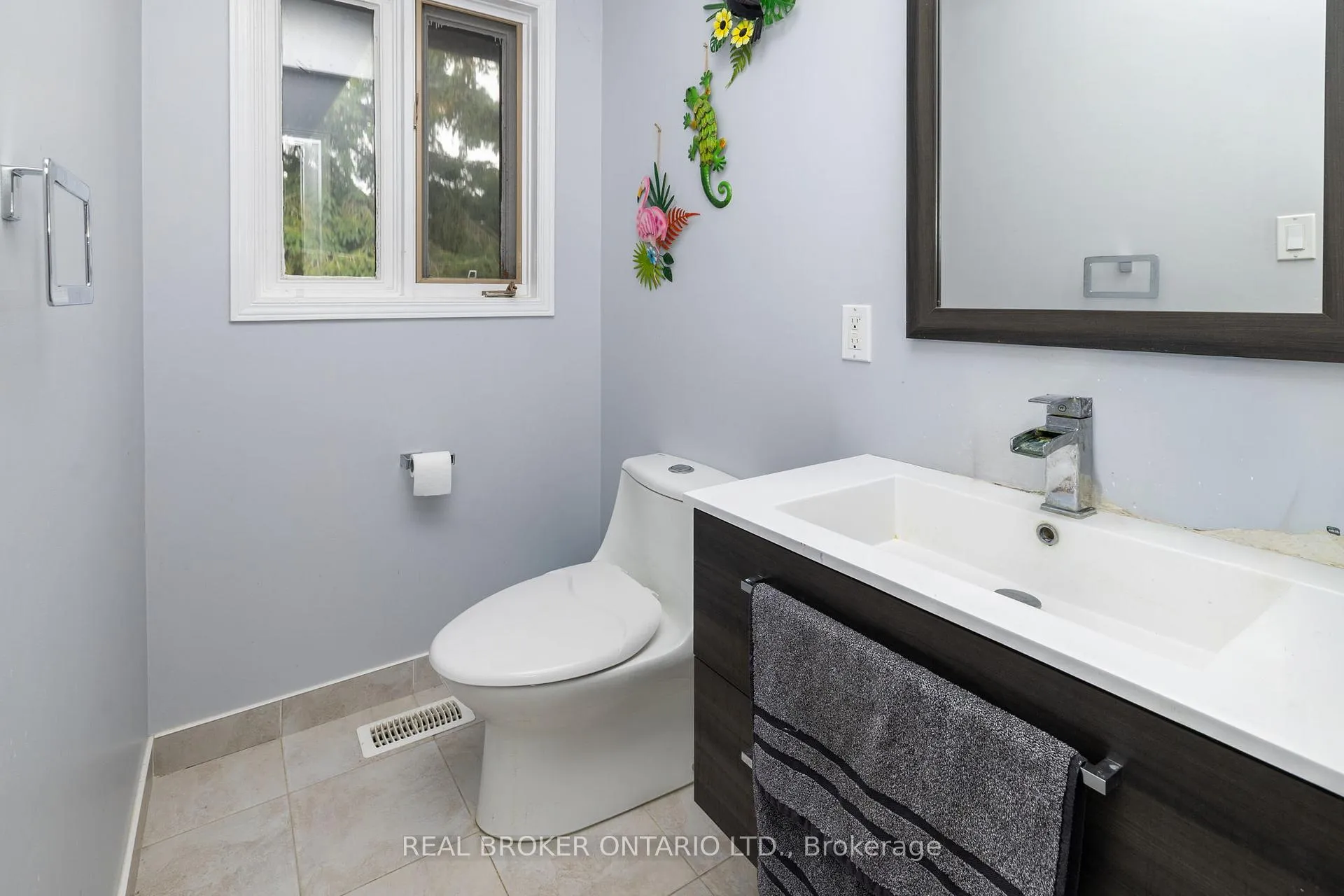 Photo 43 of 7039 Quinnfield Way, Ottawa, Greely — HOMEH