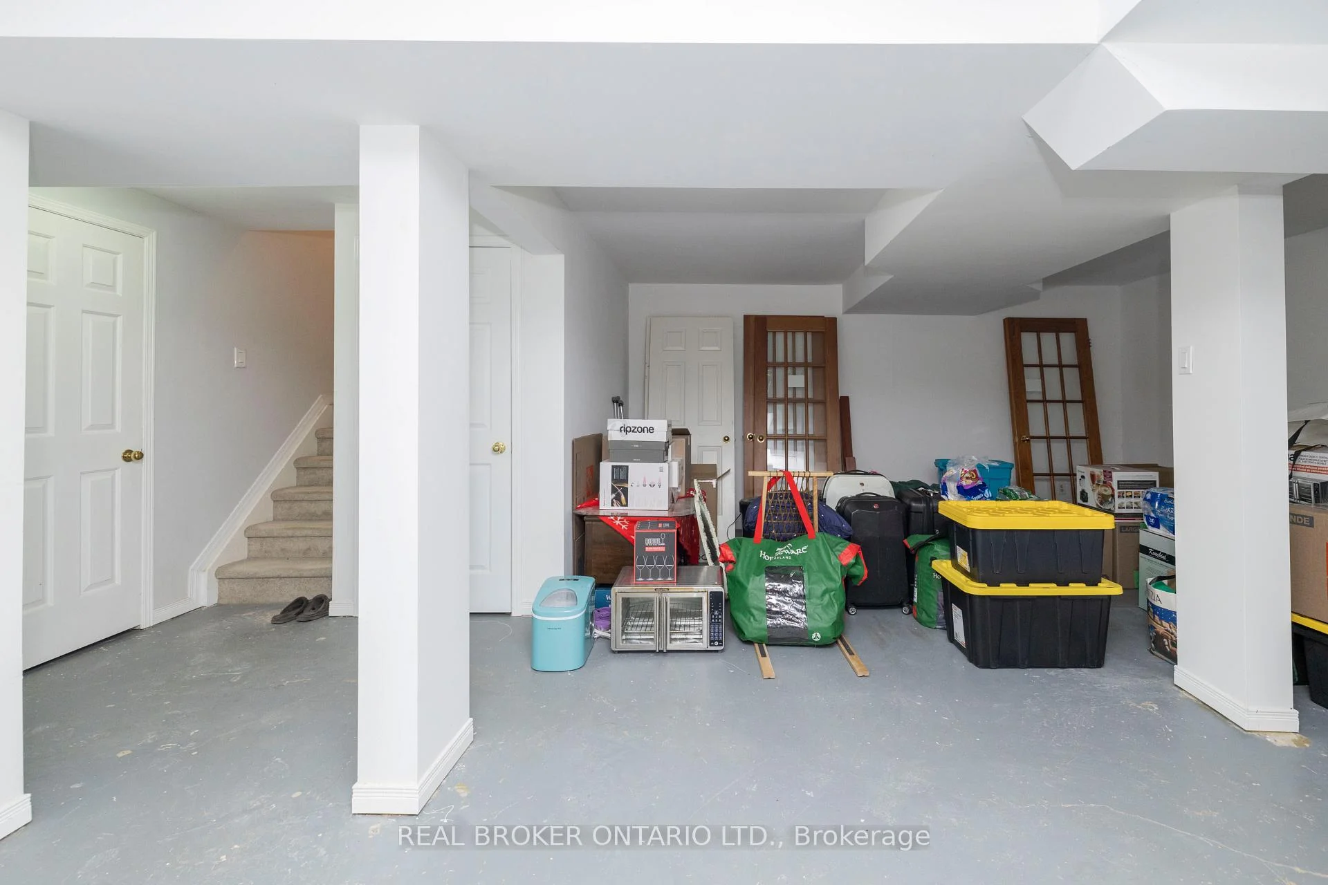 Photo 40 of 7039 Quinnfield Way, Ottawa, Greely — HOMEH
