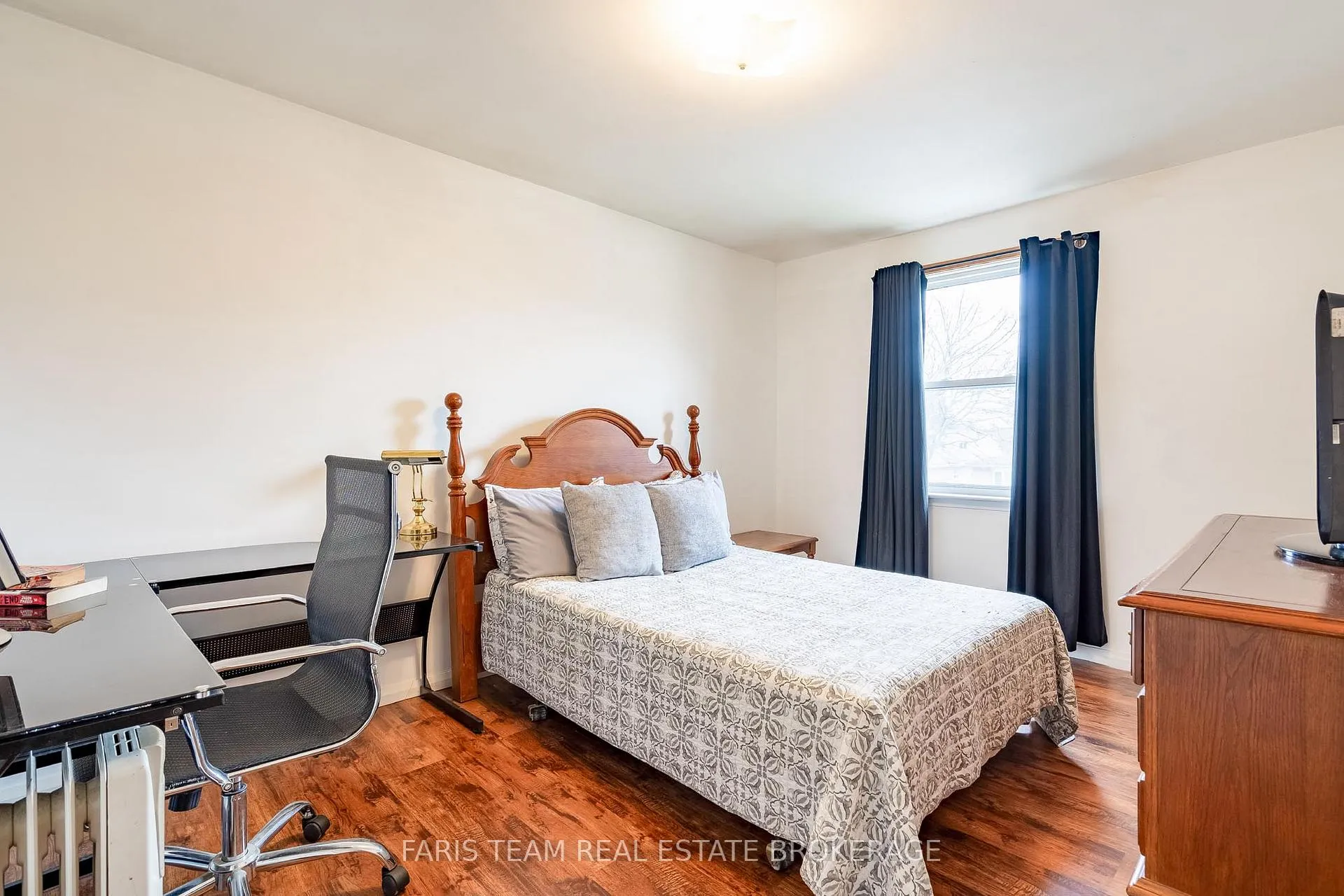 Photo 21 of 28 Bromley Crescent, Brampton, Avondale — HOMEH