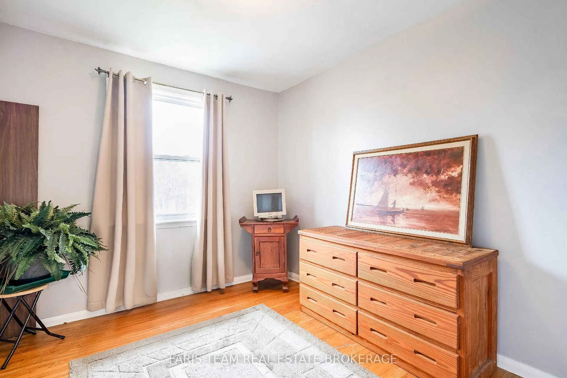 Photo 22 of 28 Bromley Crescent, Brampton, Avondale — HOMEH