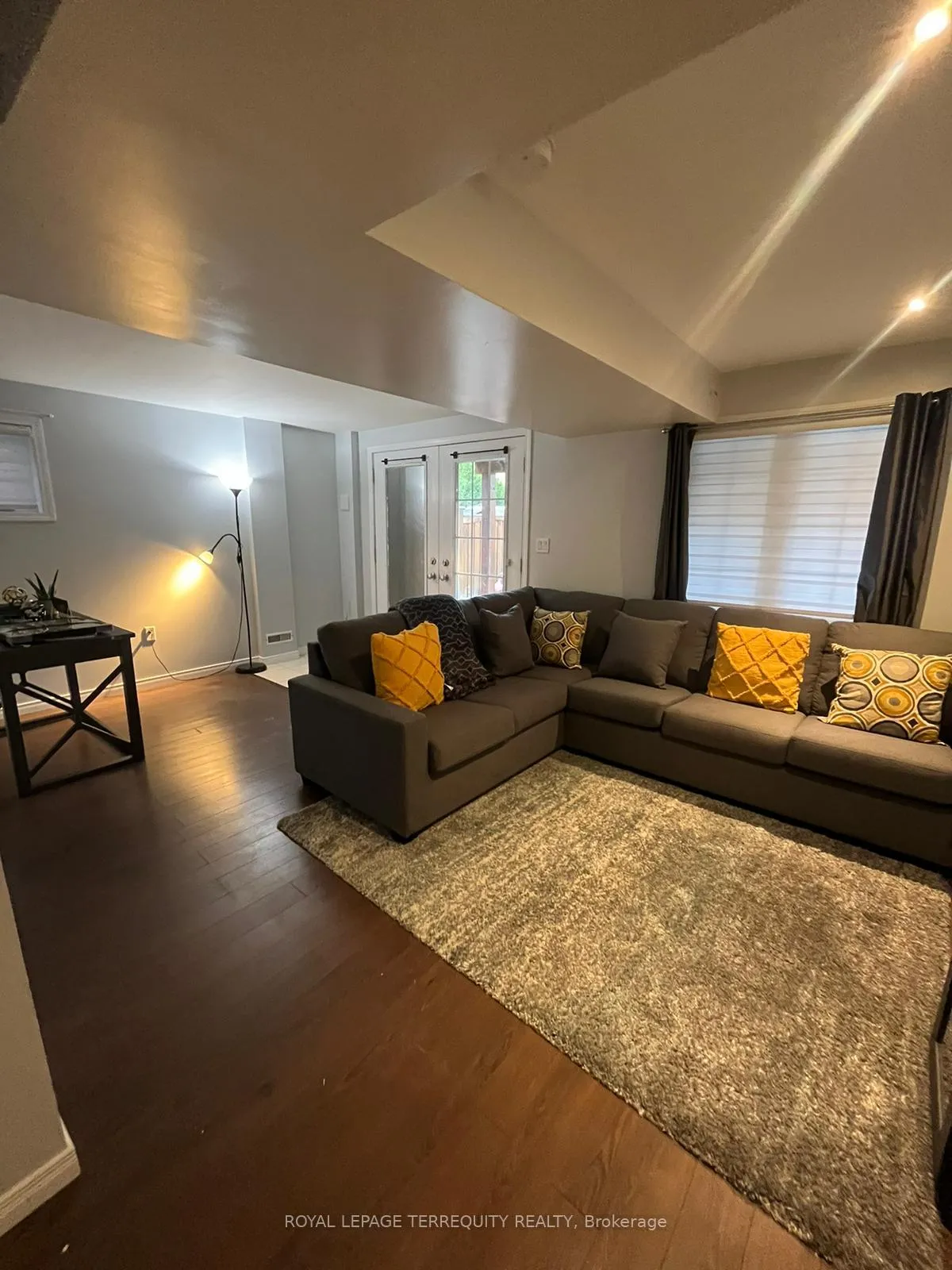 Photo 1 of 301 Via Romano Boulevard, Vaughan, Patterson — HOMEH
