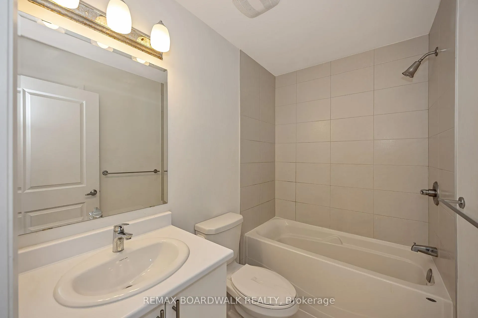 Photo 29 of 2063 Caltra Crescent, Ottawa, Barrhaven - Half Moon Bay — HOMEH