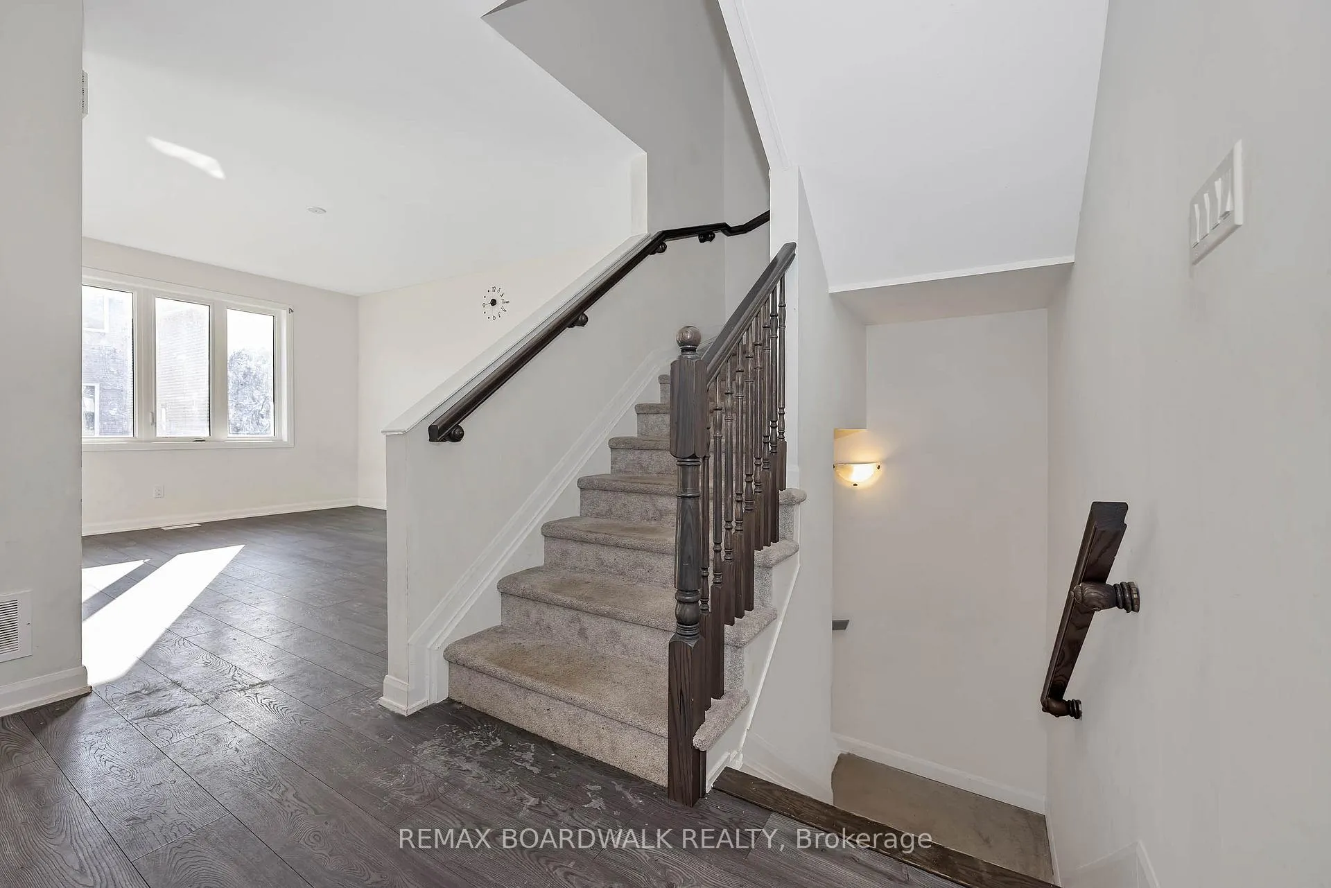 Photo 30 of 2063 Caltra Crescent, Ottawa, Barrhaven - Half Moon Bay — HOMEH
