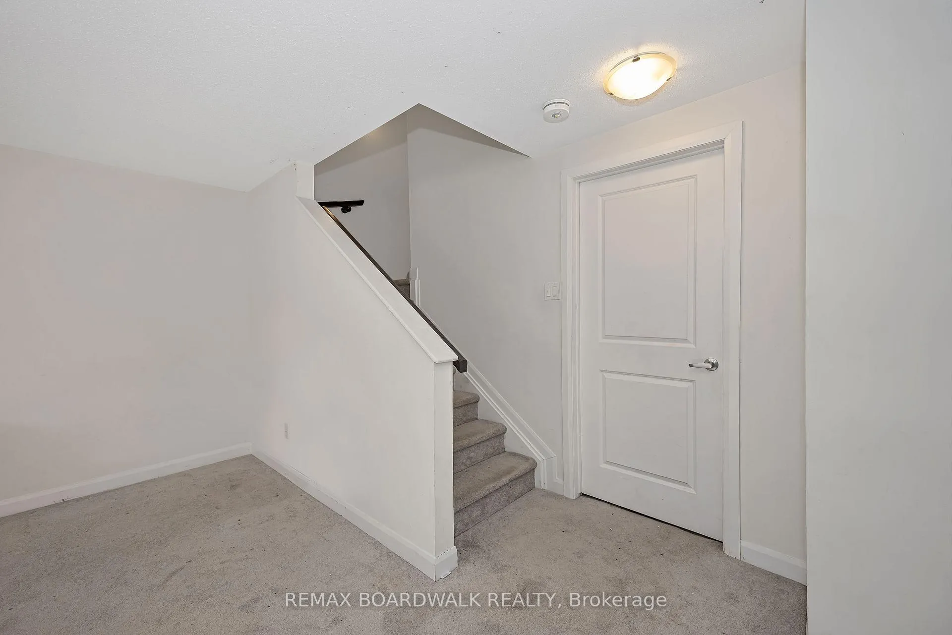 Photo 31 of 2063 Caltra Crescent, Ottawa, Barrhaven - Half Moon Bay — HOMEH