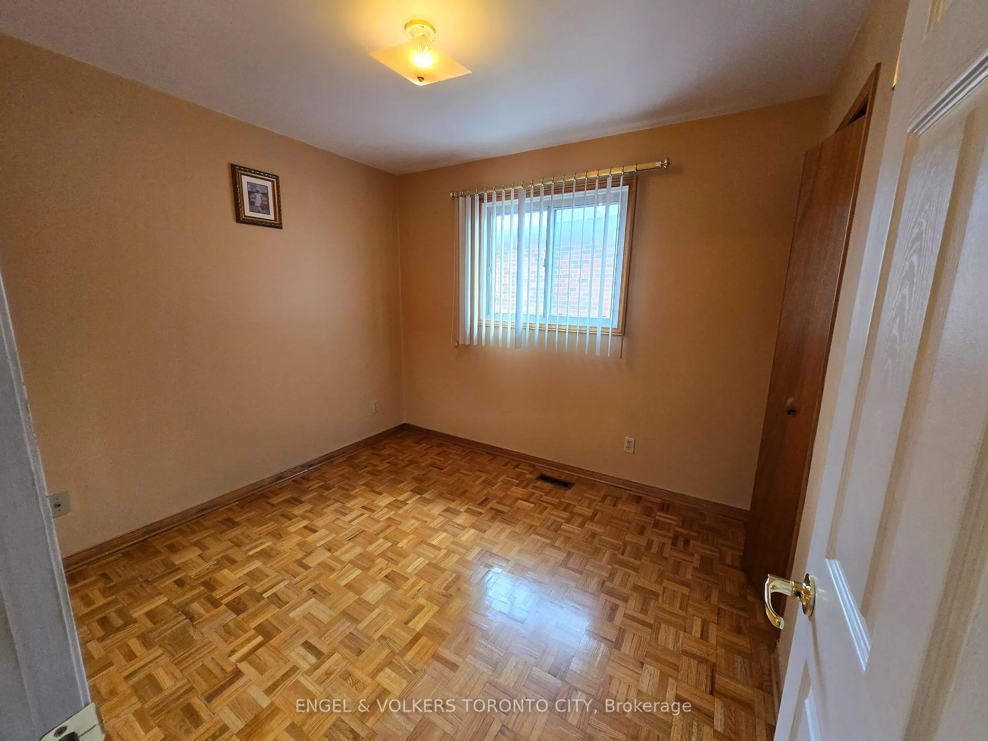 Photo 16 of Unit Main, 59 Sawmill Road, North York, Glenfield-Jane Heights — HOMEH