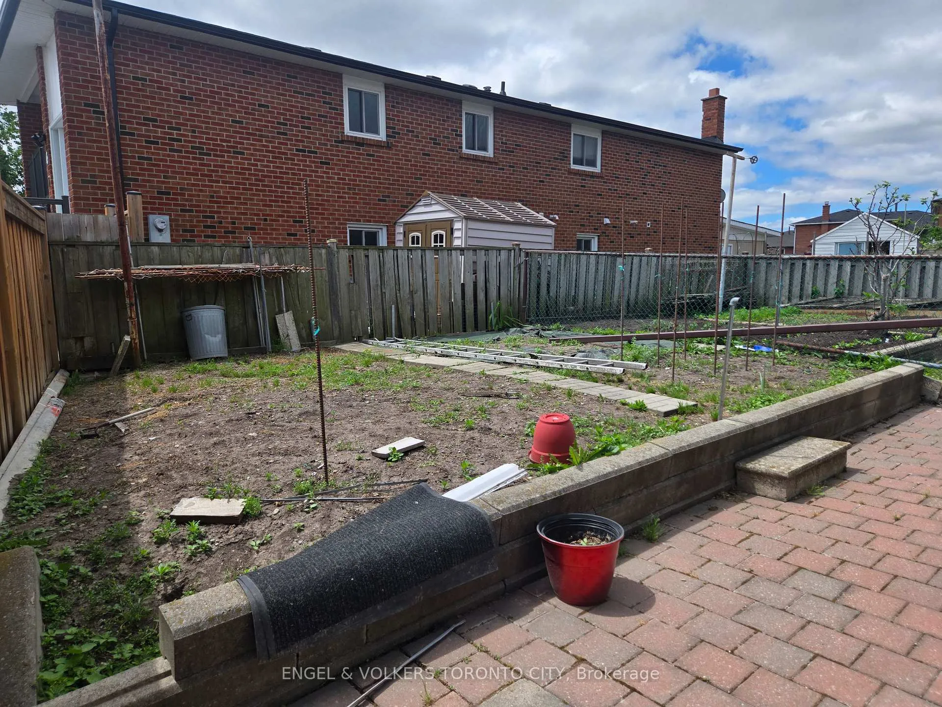 Photo 18 of Unit Main, 59 Sawmill Road, North York, Glenfield-Jane Heights — HOMEH
