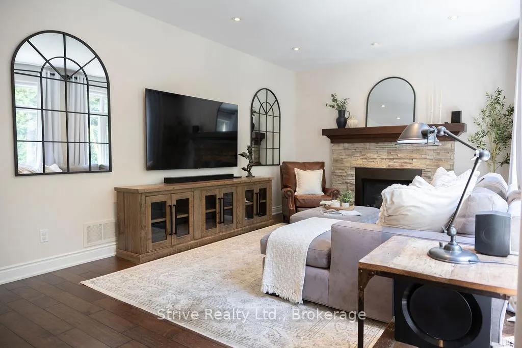 Photo 20 of 77 Mclellan Court, Clarington, Courtice — HOMEH