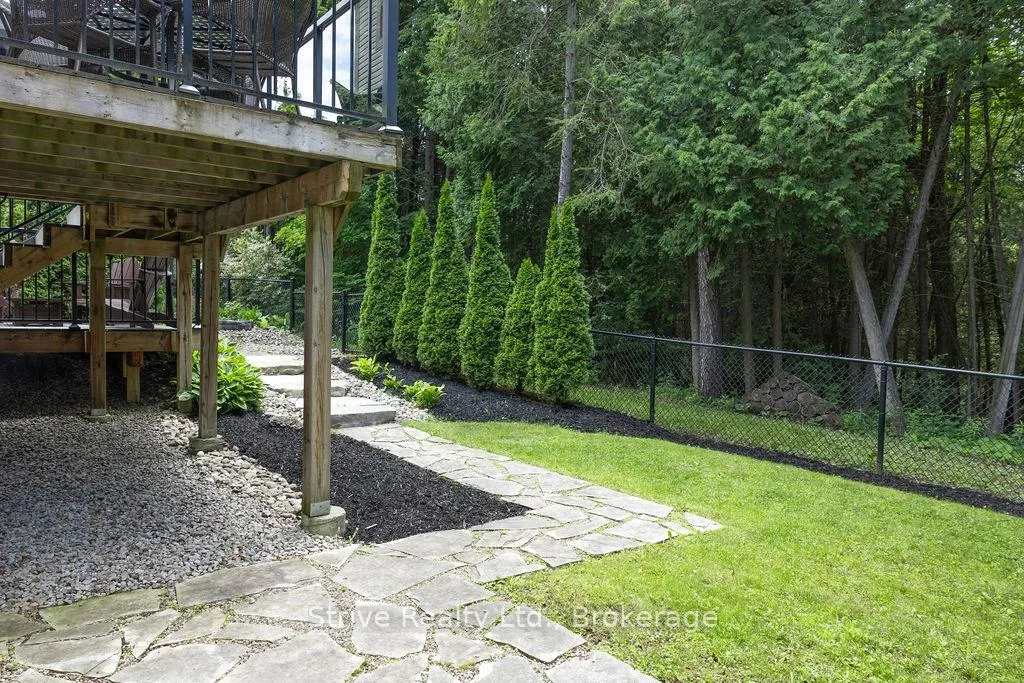 Photo 38 of 77 Mclellan Court, Clarington, Courtice — HOMEH