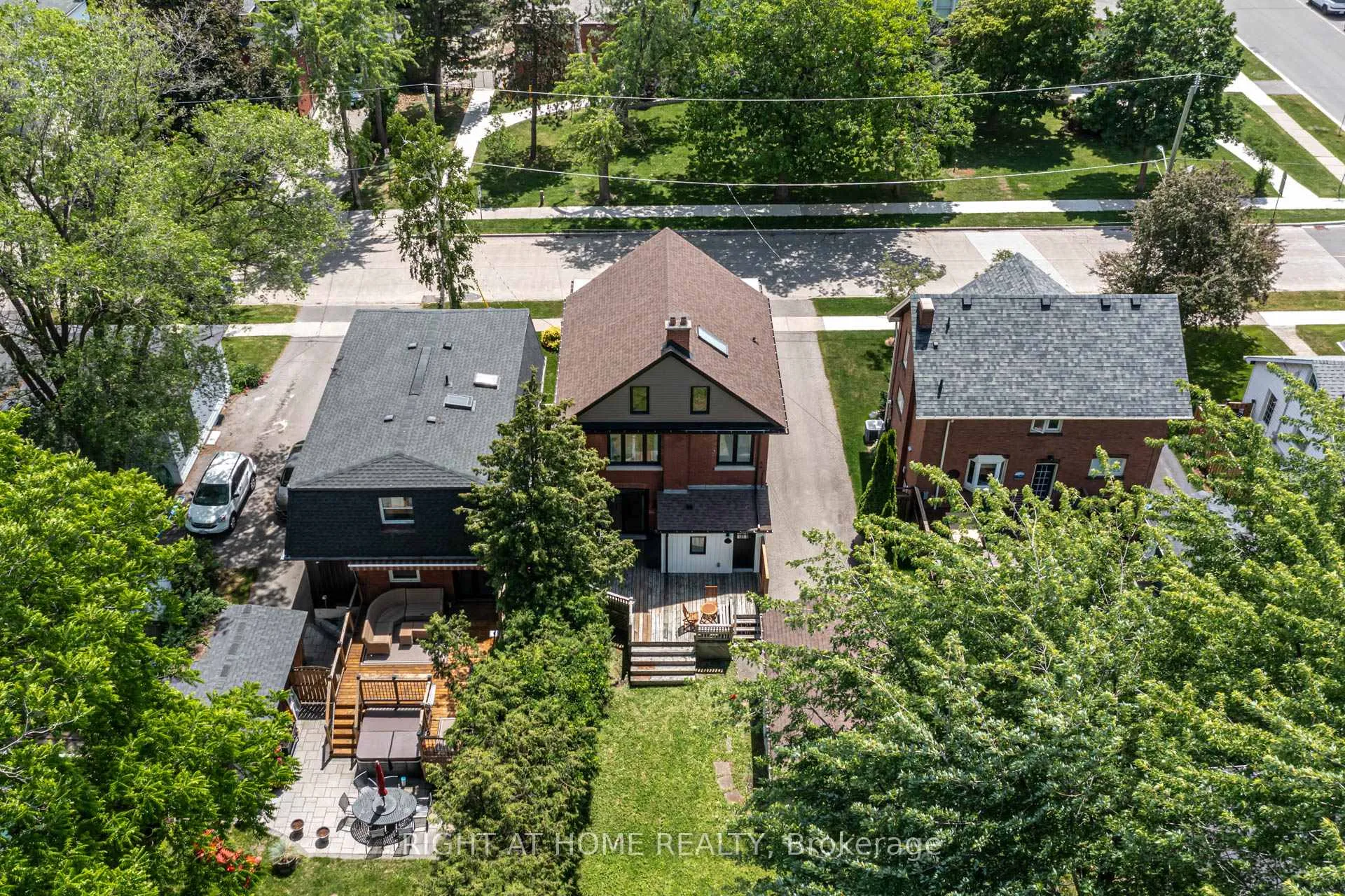 Photo 50 of 26 Craig Street, Brampton, Downtown Brampton — HOMEH