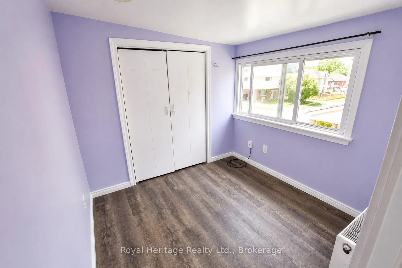 Photo 5 of 128 Summer Street, Oshawa, Central — HOMEH