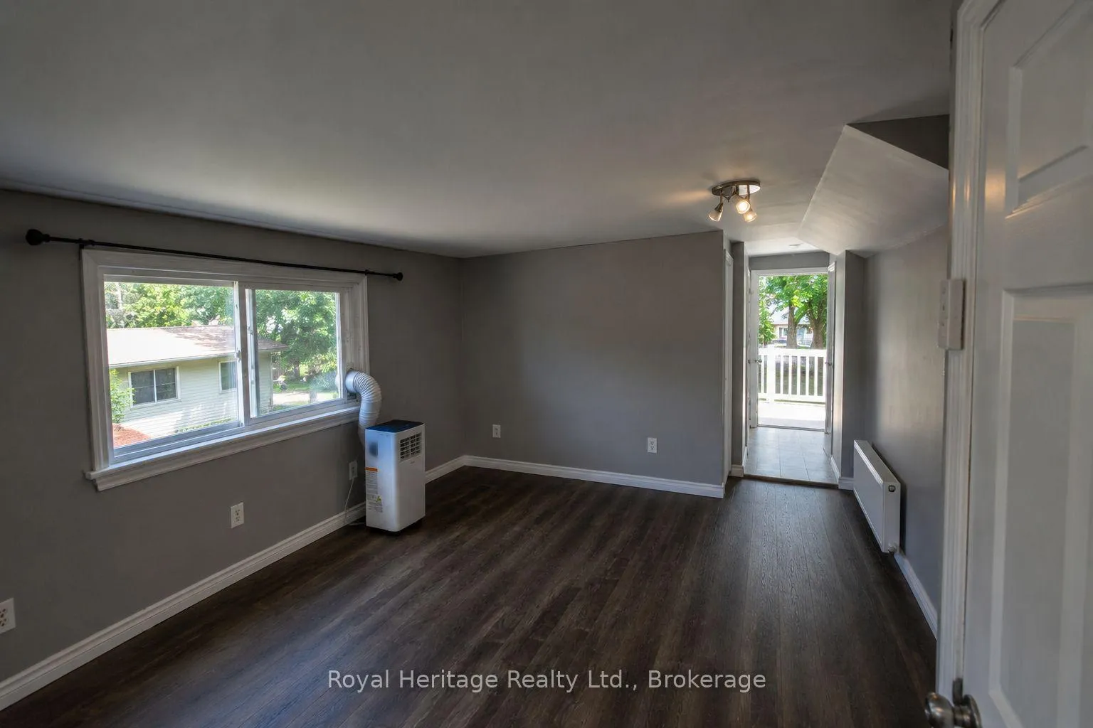 Photo 12 of 128 Summer Street, Oshawa, Central — HOMEH