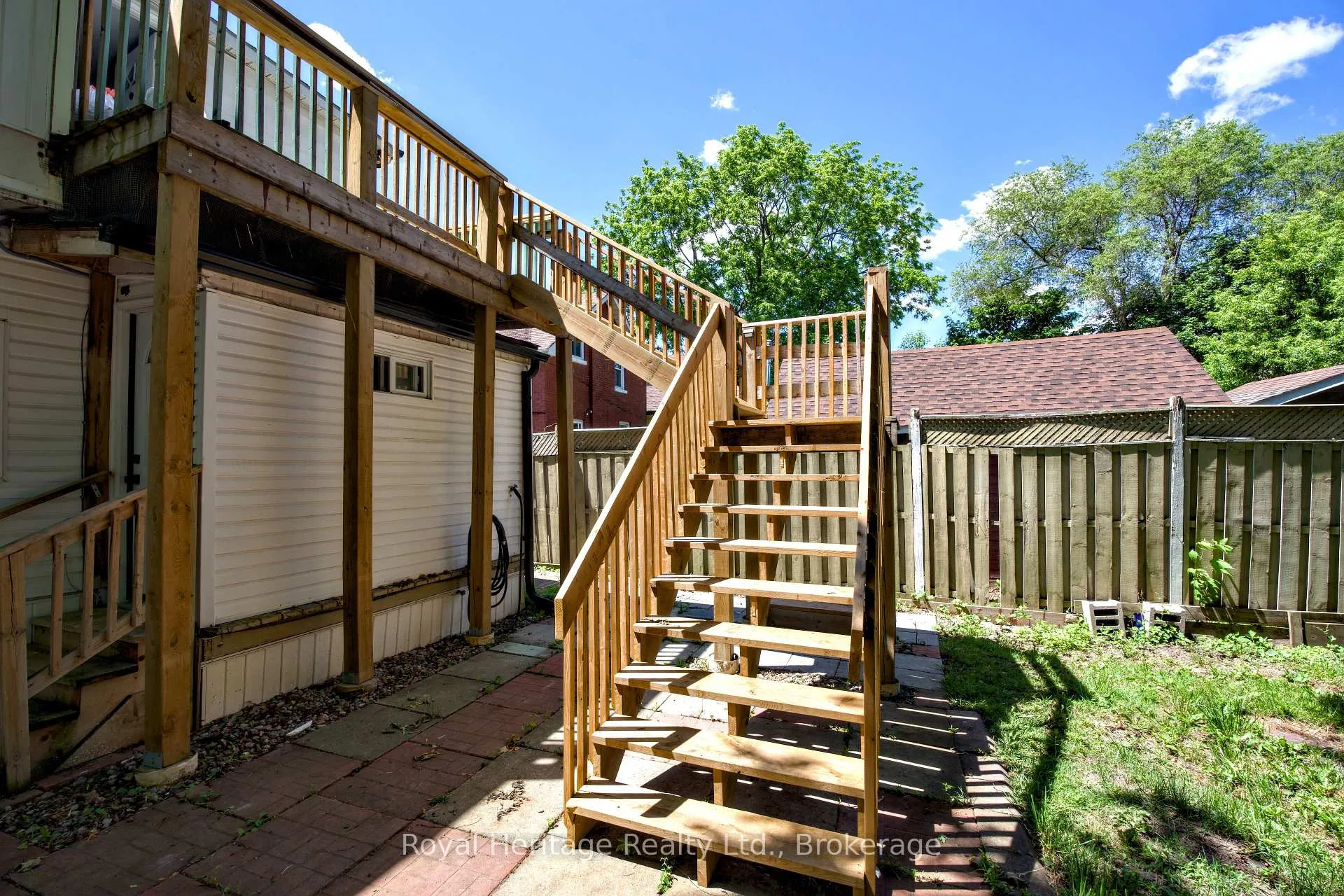 Photo 13 of 128 Summer Street, Oshawa, Central — HOMEH