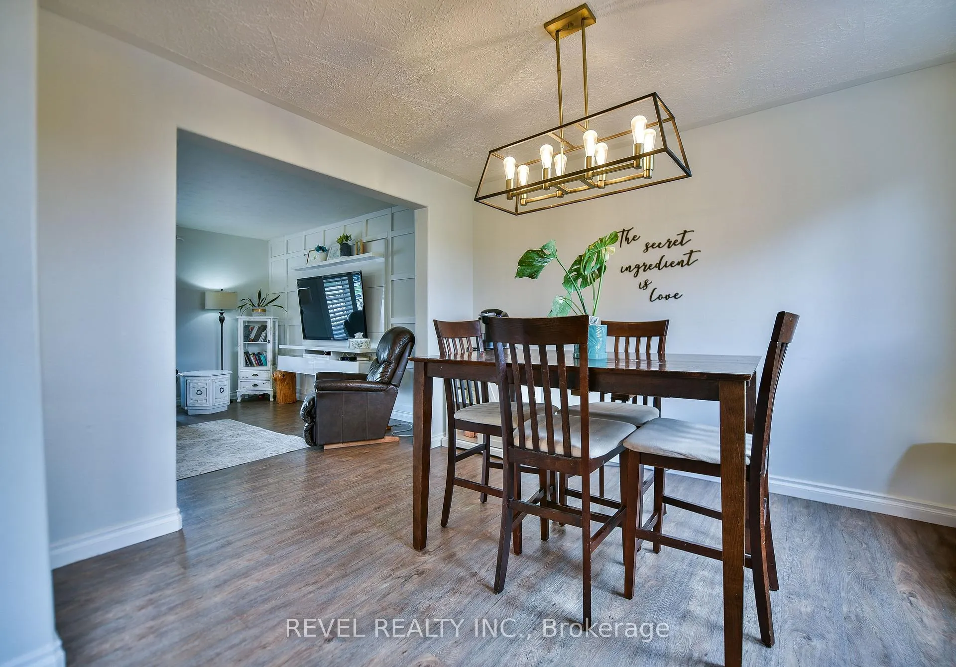 Photo 6 of 376 Morandin Avenue, Timmins, TNW - Riverpark — HOMEH