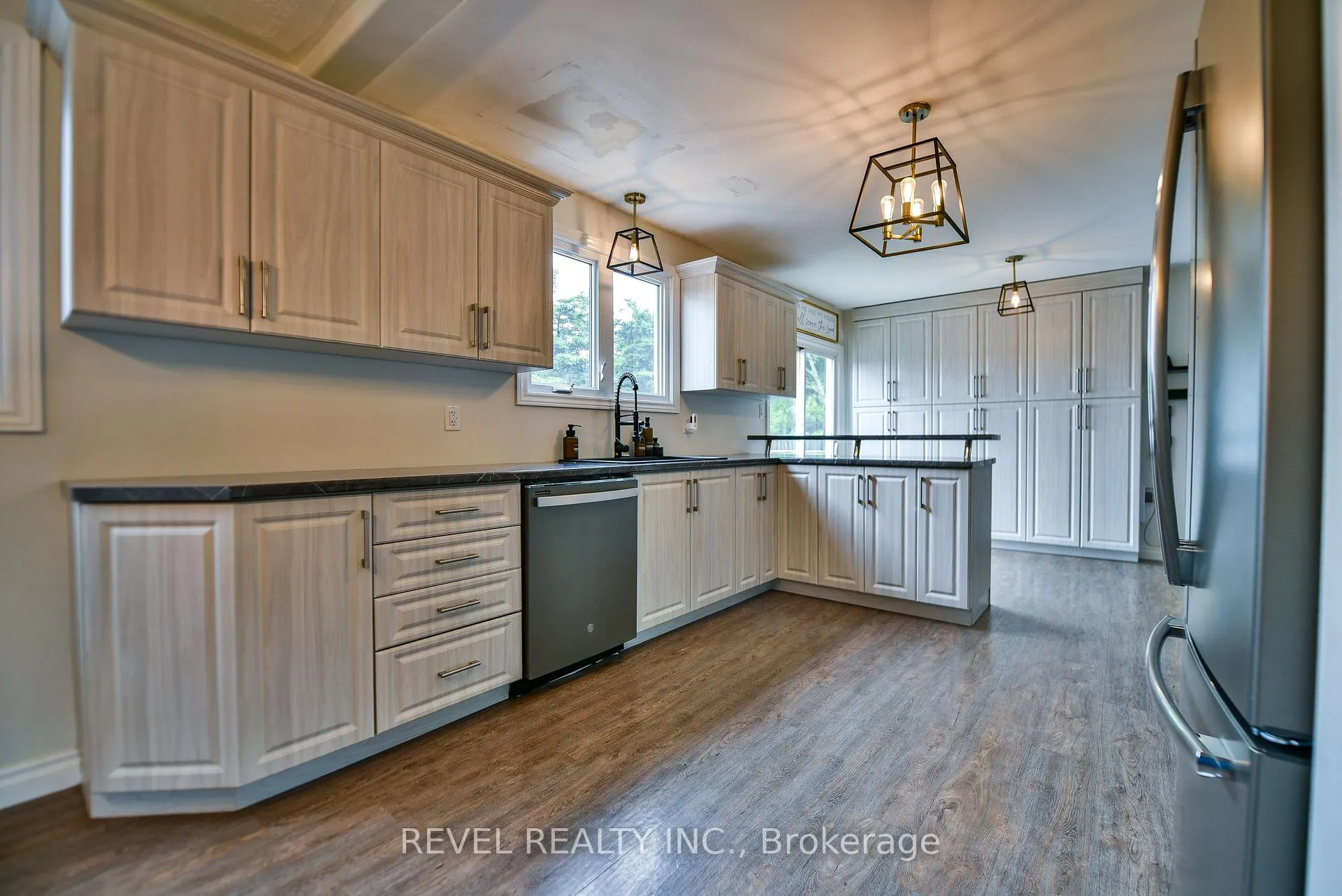 Photo 9 of 376 Morandin Avenue, Timmins, TNW - Riverpark — HOMEH