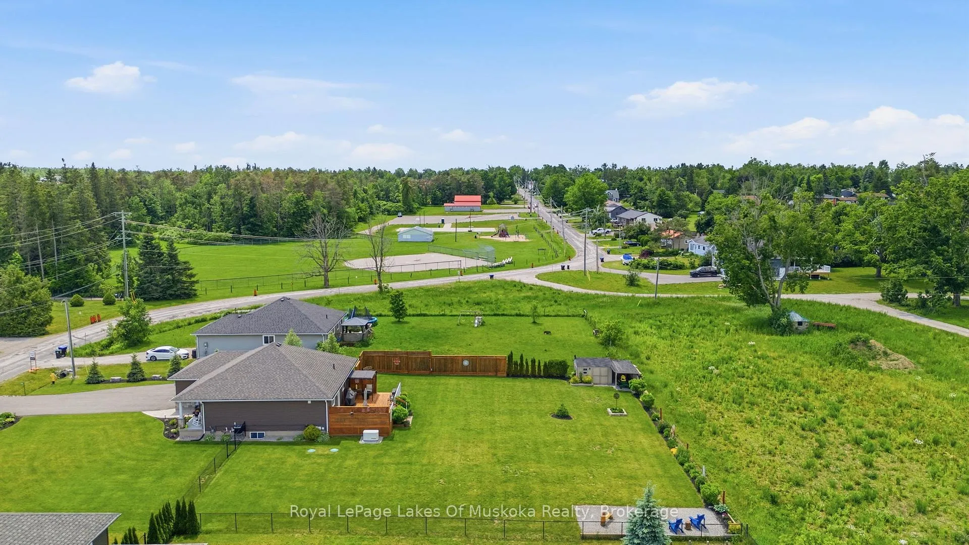 Photo 44 of 1948 Warminster Side Road, Oro-Medonte, Warminster — HOMEH