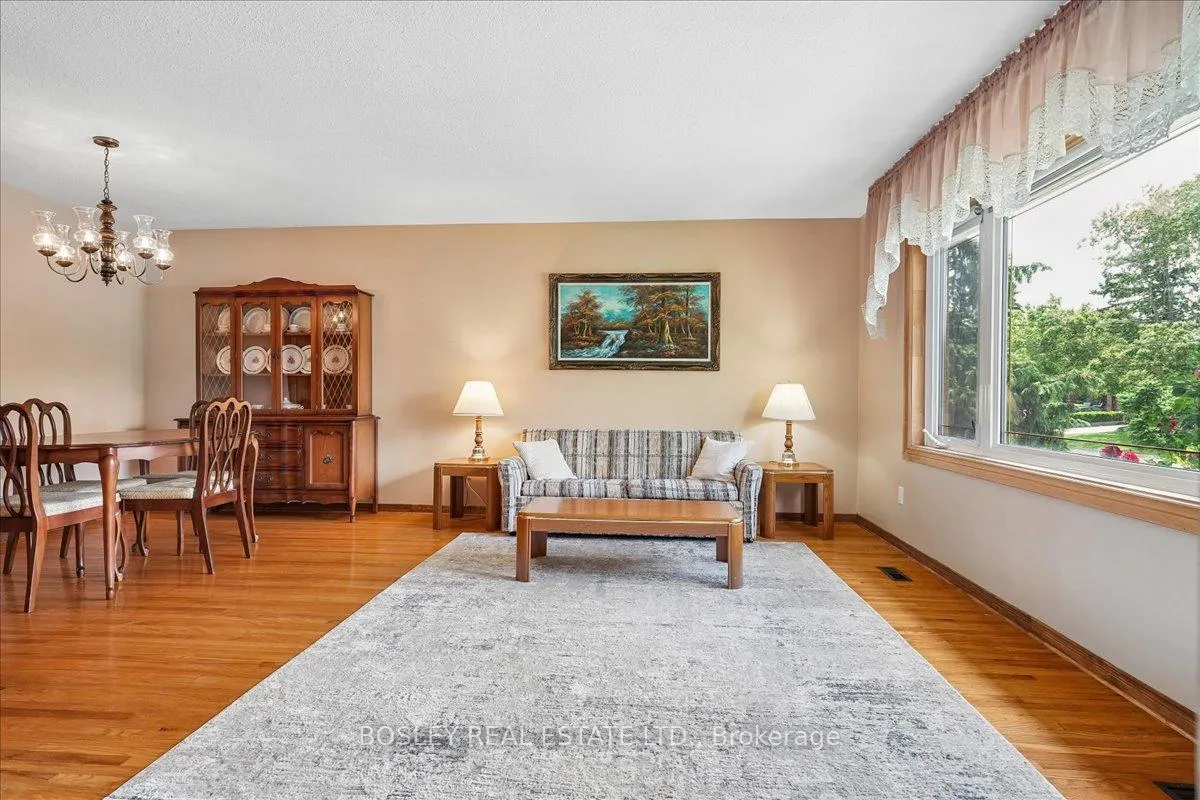 Photo 8 of 809 Hillcrest Road, Pickering, West Shore — HOMEH