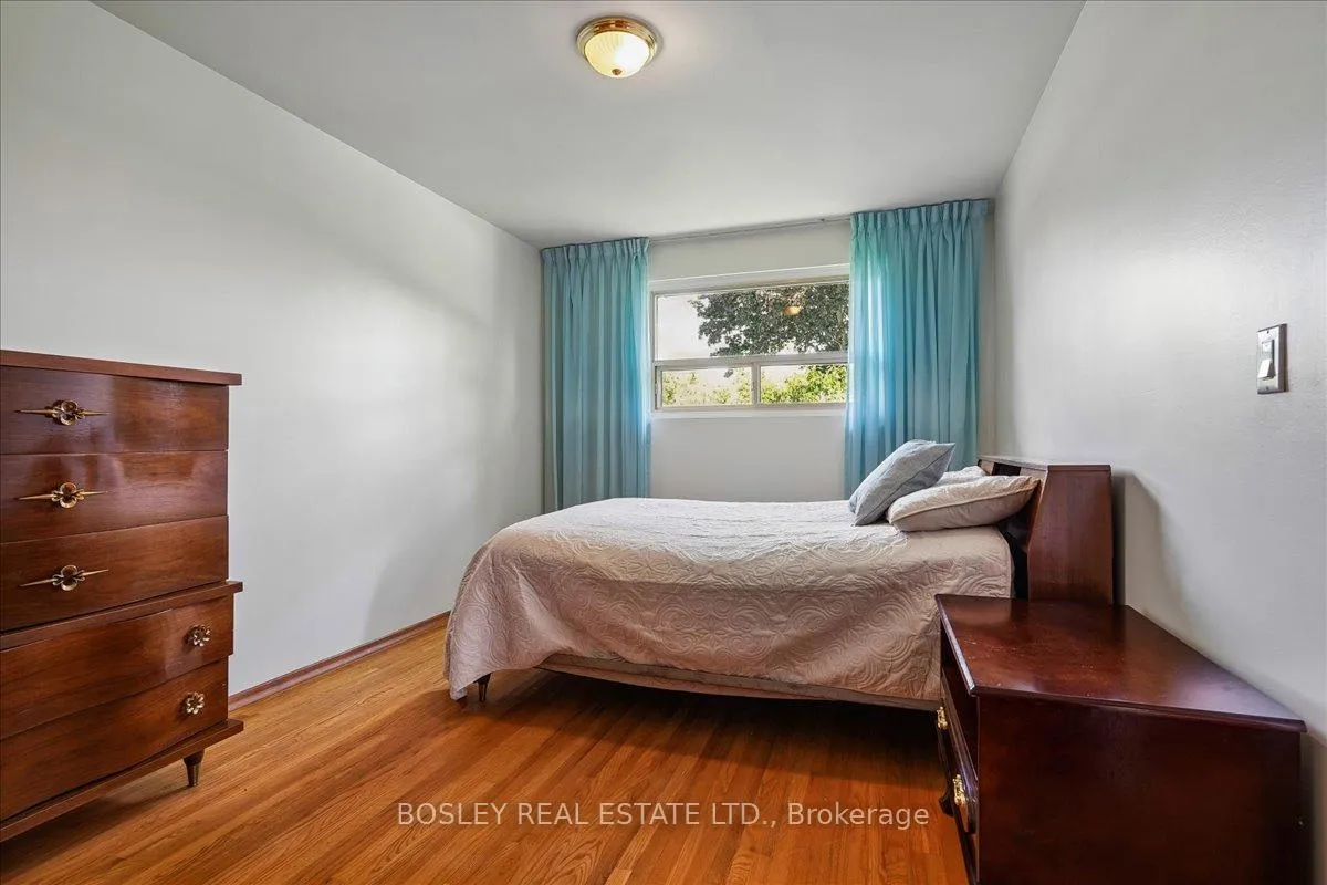 Photo 15 of 809 Hillcrest Road, Pickering, West Shore — HOMEH