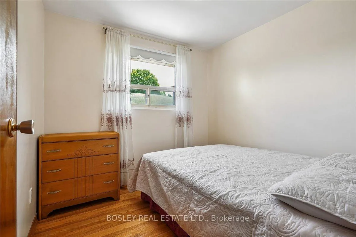 Photo 19 of 809 Hillcrest Road, Pickering, West Shore — HOMEH