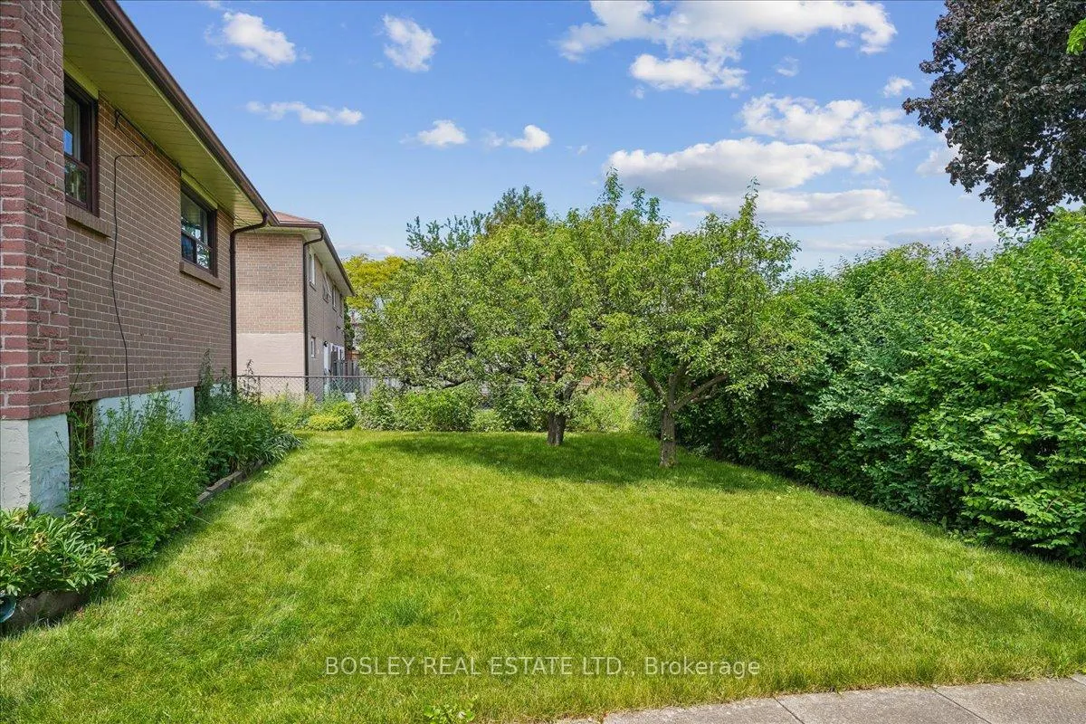 Photo 36 of 809 Hillcrest Road, Pickering, West Shore — HOMEH