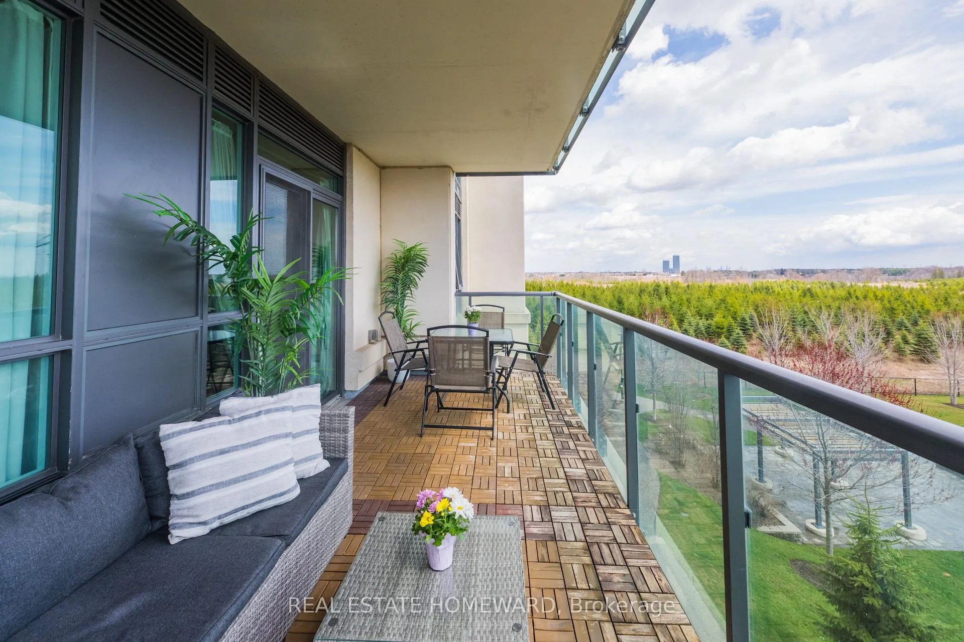 Photo 13 of Unit 211, 65 Yorkland Boulevard, Brampton, Goreway Drive Corridor — HOMEH