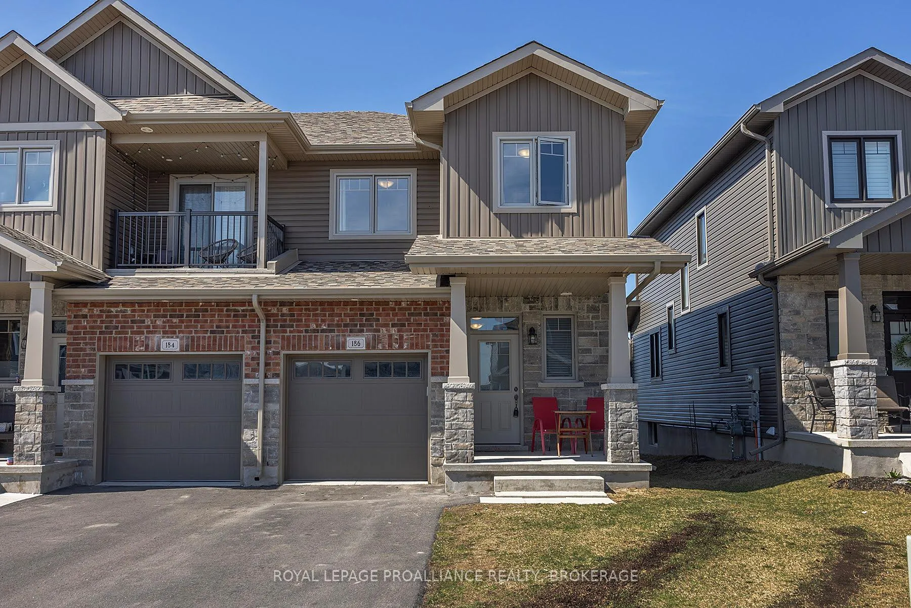 Front of 186 Dr Richard James Crescent