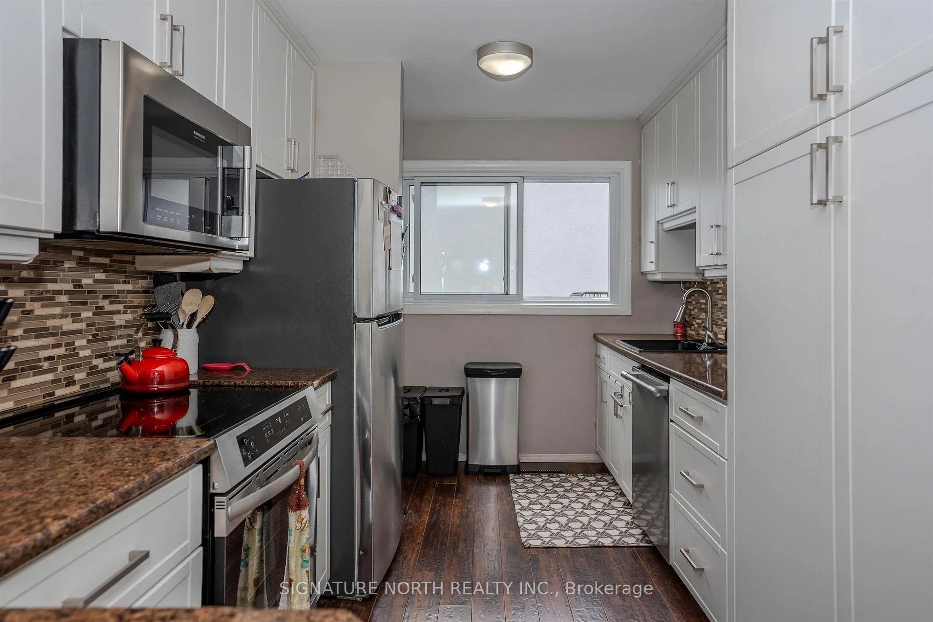 Photo 3 of 728 Linwood Crescent, Thunder Bay, Green Acres — HOMEH
