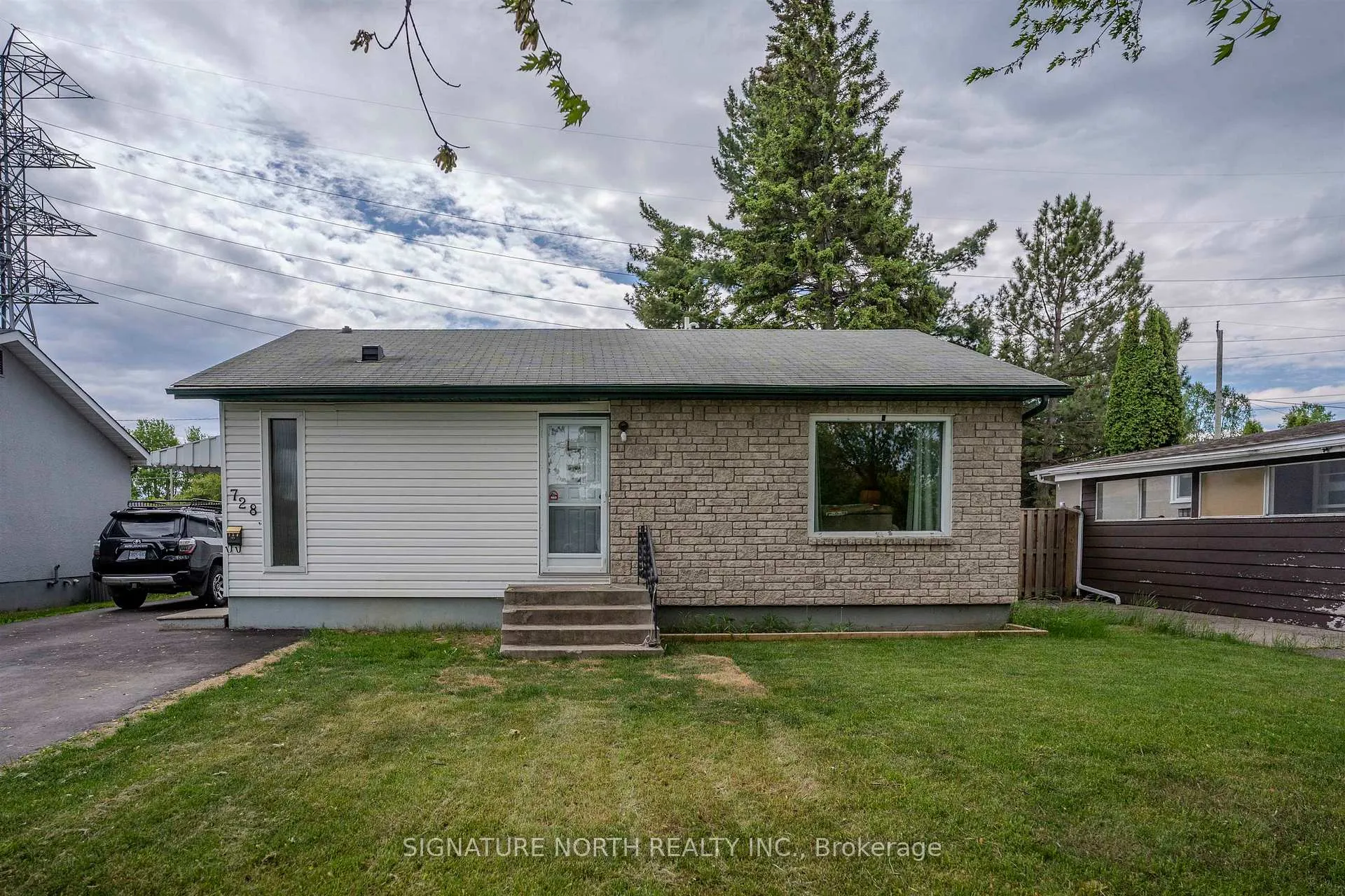 Photo 7 of 728 Linwood Crescent, Thunder Bay, Green Acres — HOMEH