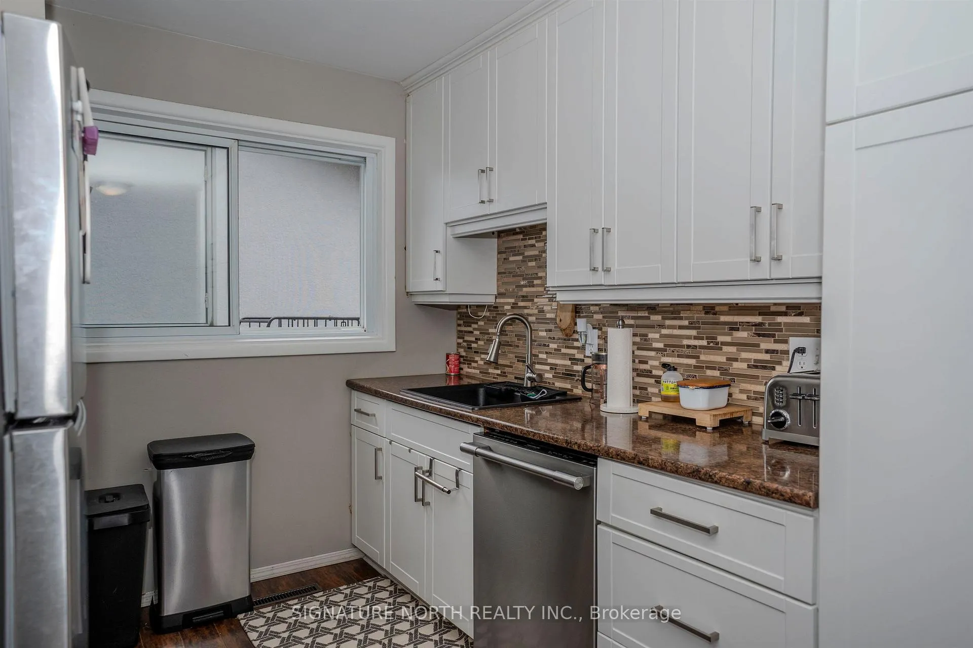 Photo 11 of 728 Linwood Crescent, Thunder Bay, Green Acres — HOMEH