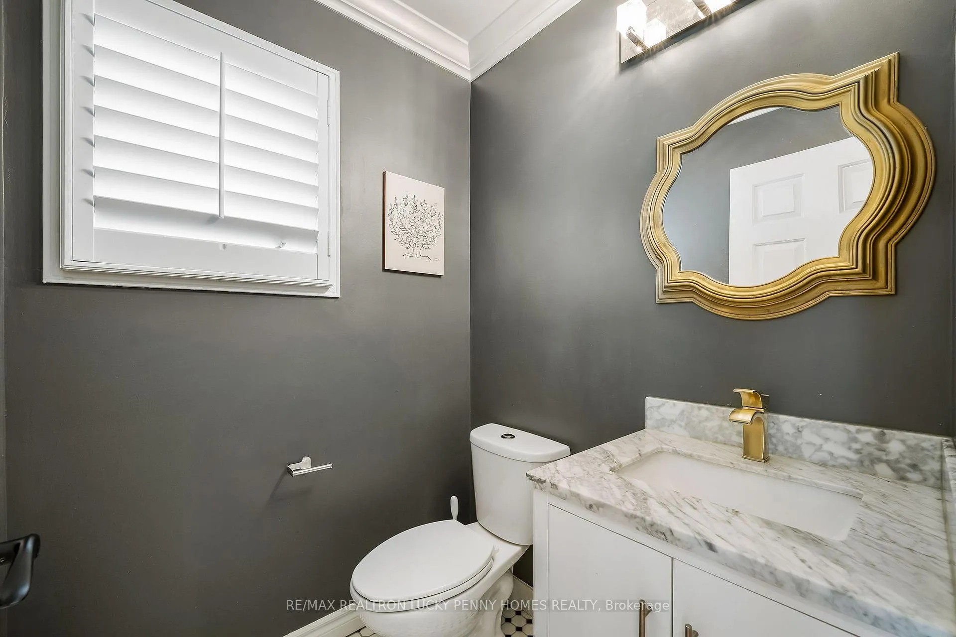 Photo 15 of 141 Tomlinson Circle, Markham, Buttonville — HOMEH