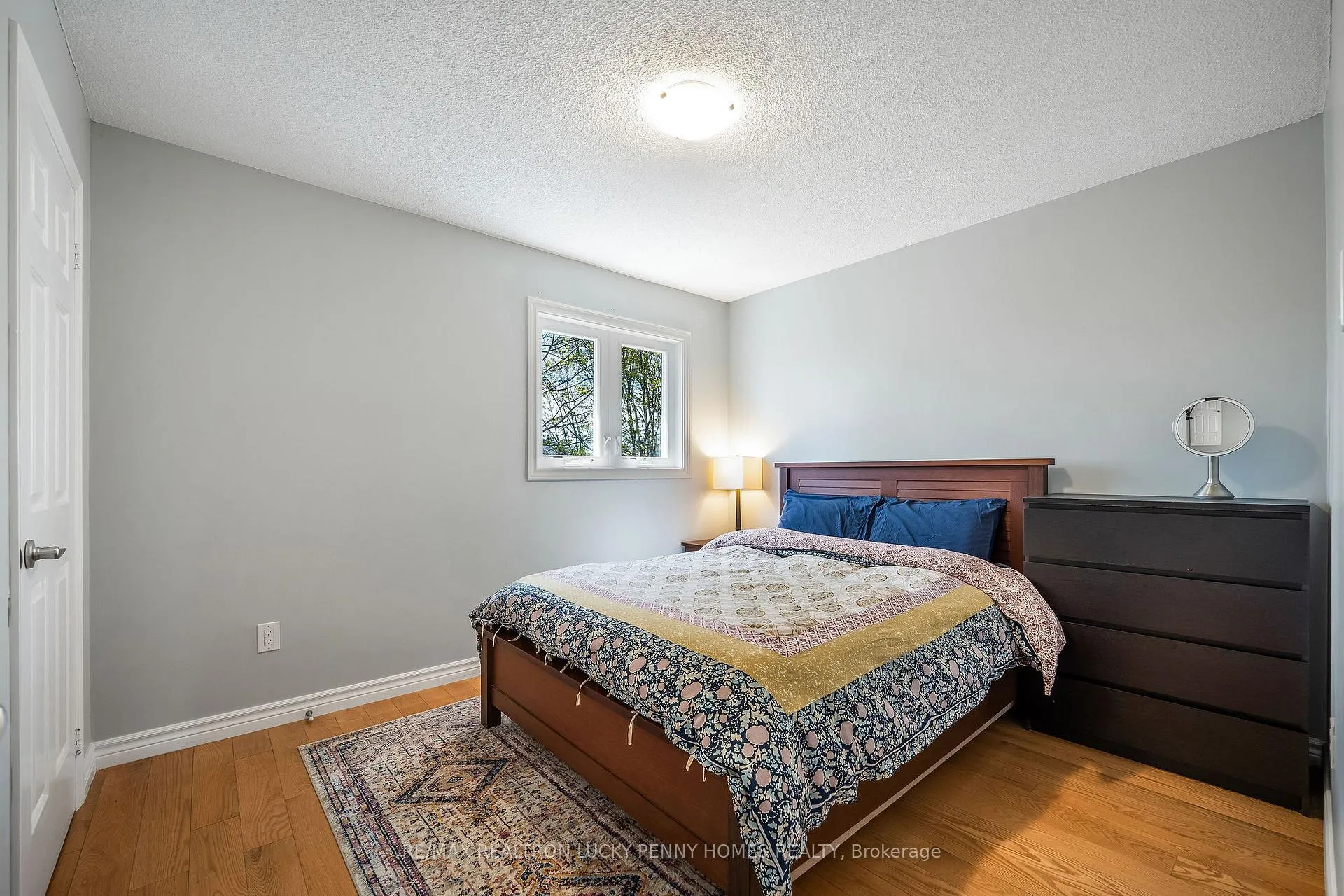 Photo 21 of 141 Tomlinson Circle, Markham, Buttonville — HOMEH