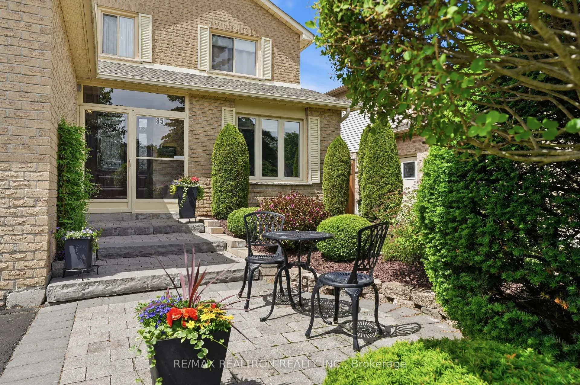 Photo 3 of 85 Stiver Drive, Newmarket, Bristol-London — HOMEH