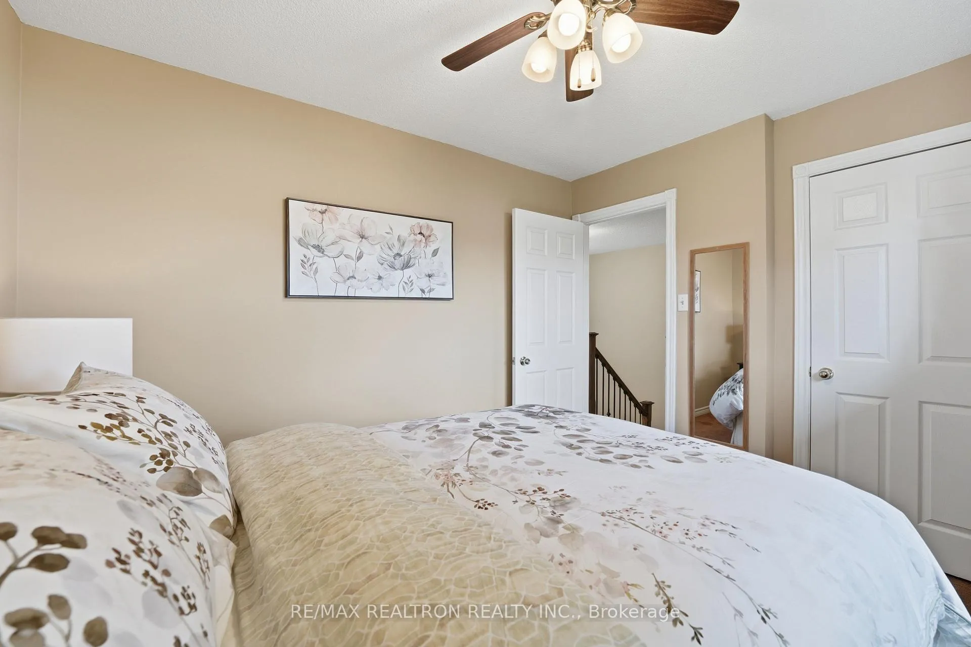 Photo 30 of 85 Stiver Drive, Newmarket, Bristol-London — HOMEH