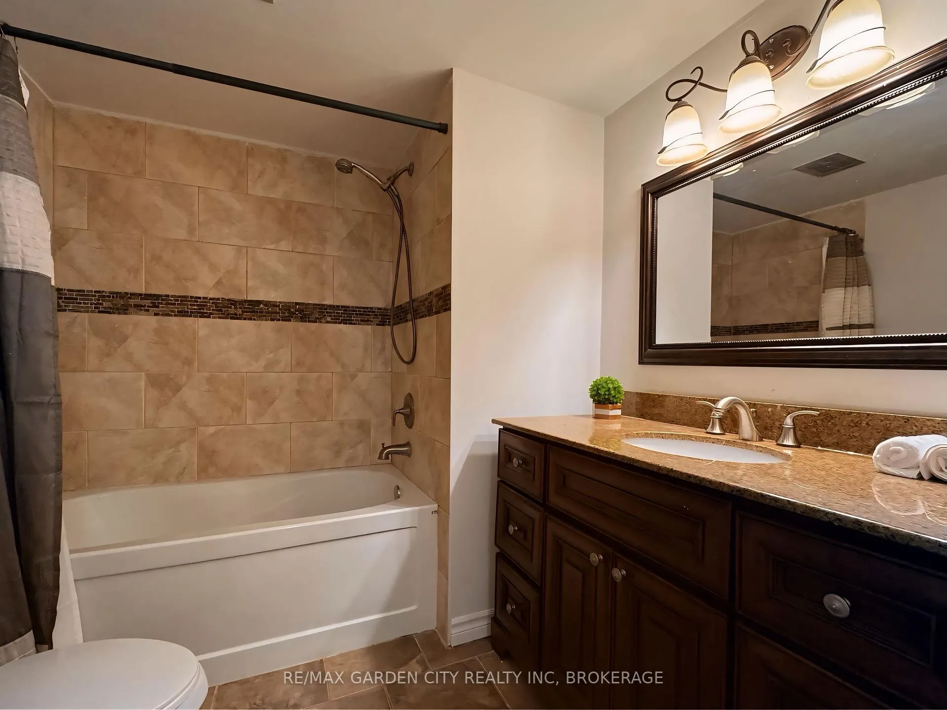 Photo 15 of Unit 311, 41 Rykert Street, St. Catharines, Western Hill — HOMEH