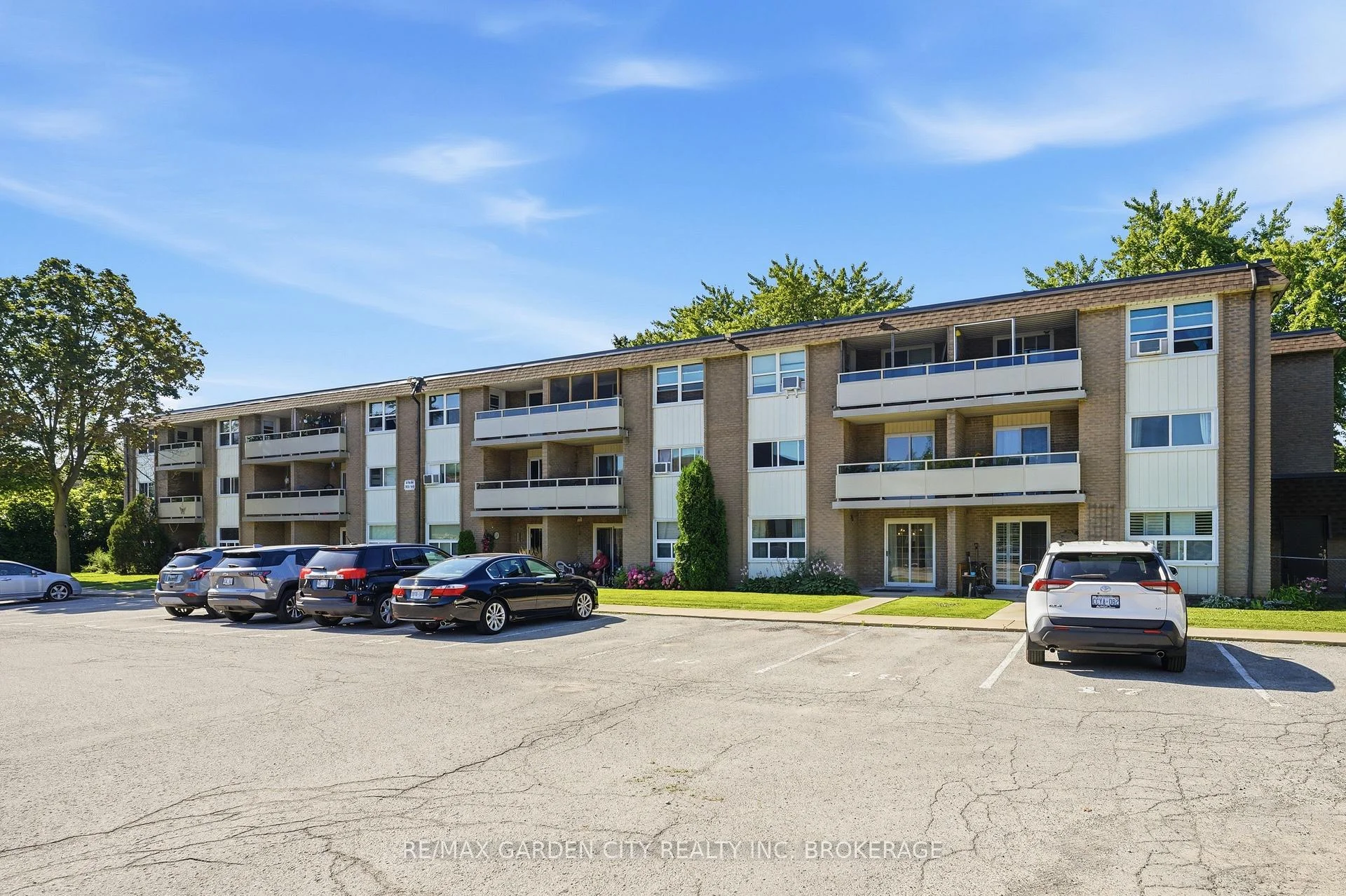 Photo 1 of Unit 311, 41 Rykert Street, St. Catharines, Western Hill — HOMEH