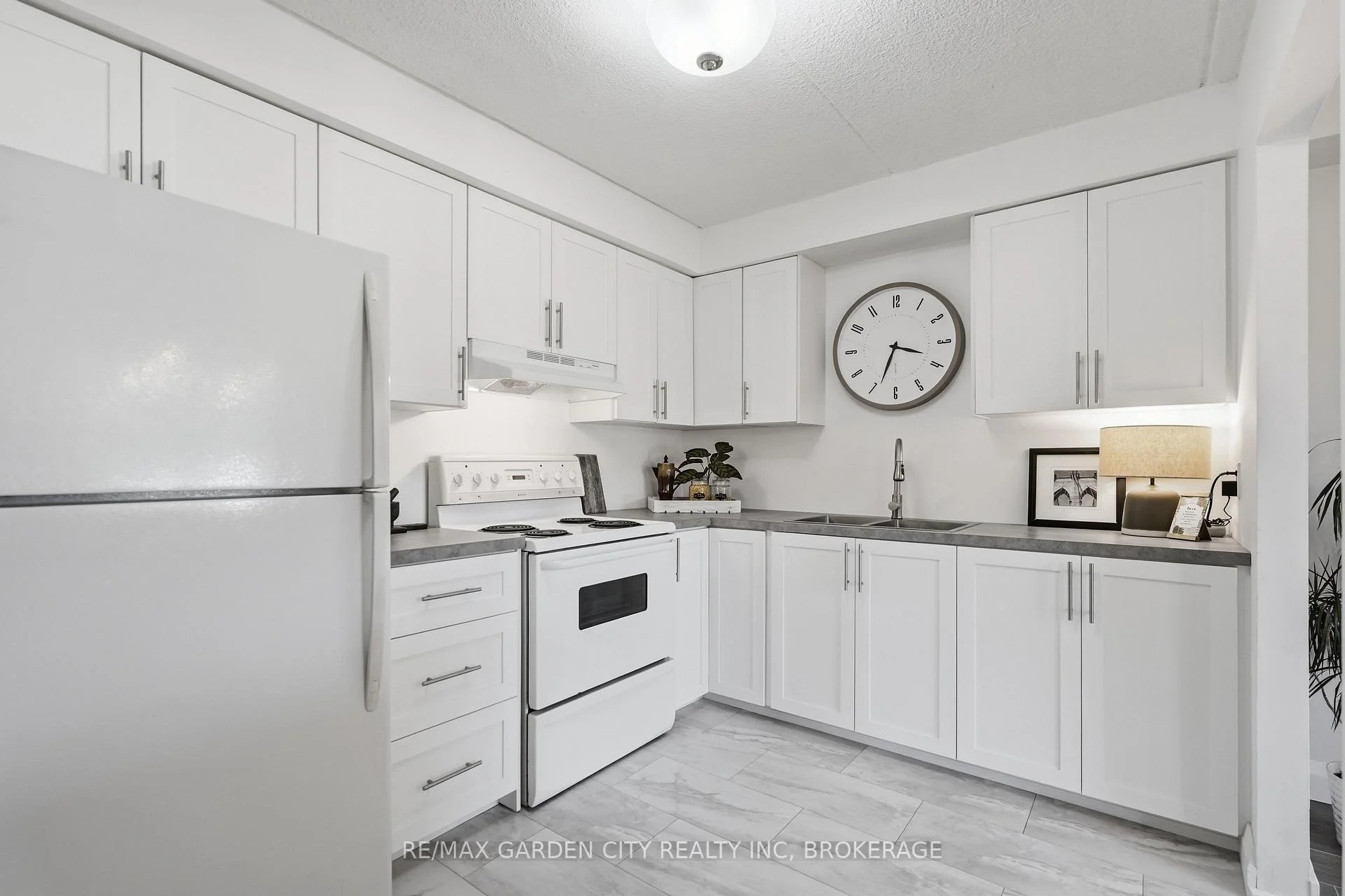 Photo 10 of Unit 311, 41 Rykert Street, St. Catharines, Western Hill — HOMEH