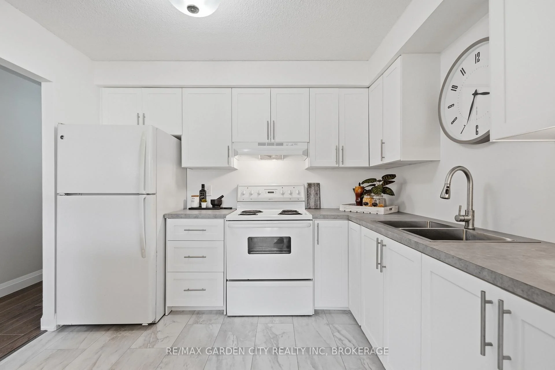 Photo 12 of Unit 311, 41 Rykert Street, St. Catharines, Western Hill — HOMEH