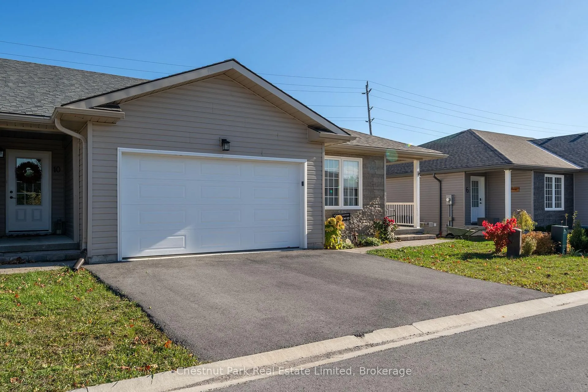 Photo 3 of 8 Abbott Lane, Prince Edward County, Picton Ward — HOMEH