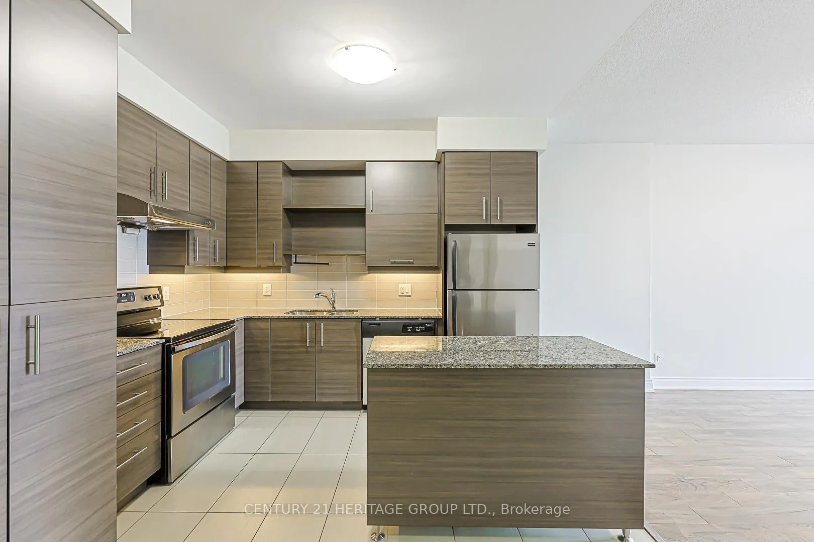 Photo 6 of Unit 719, 277 South Park Road, Markham, Commerce Valley — HOMEH